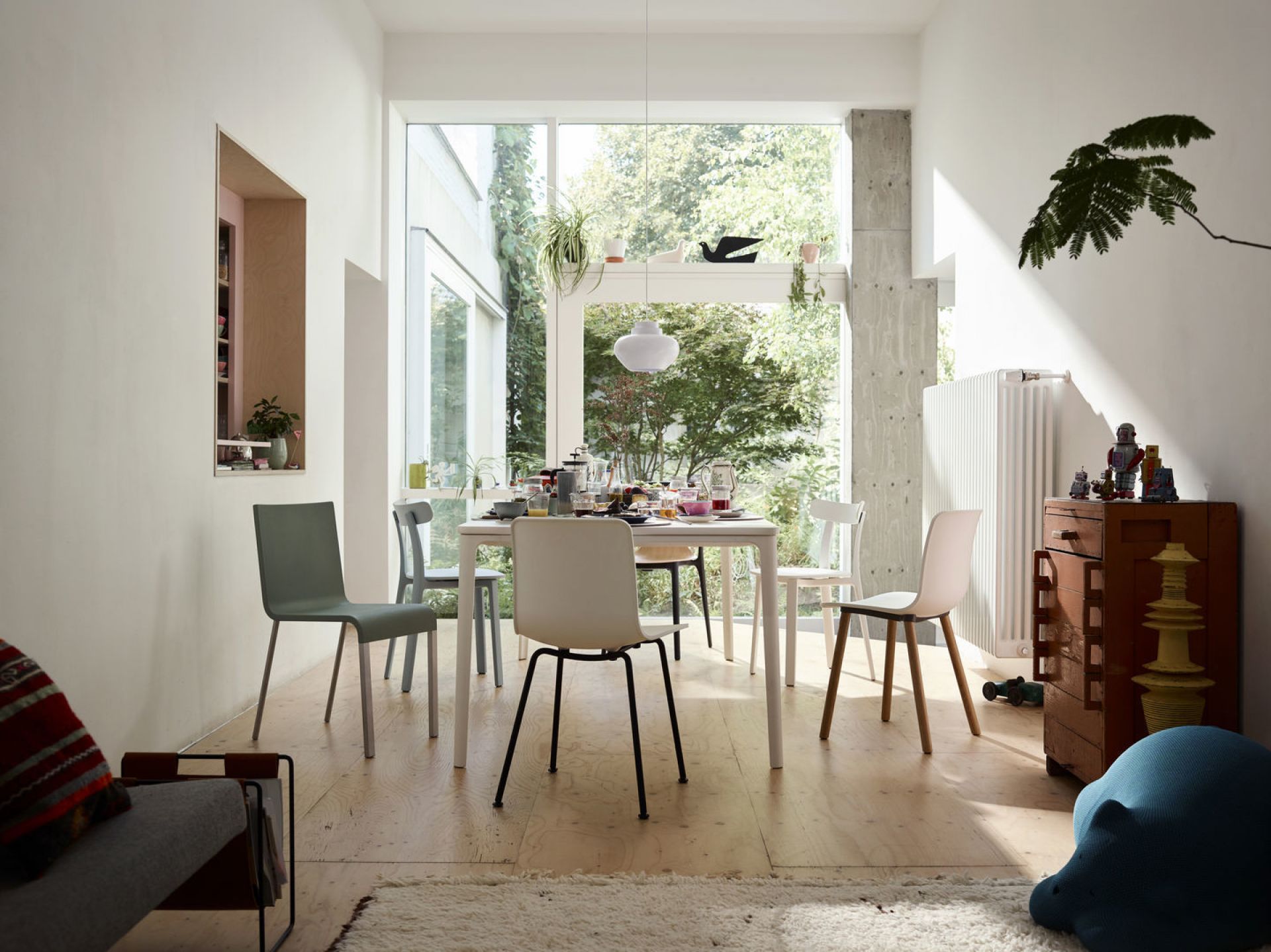 .03 Chair Vitra 