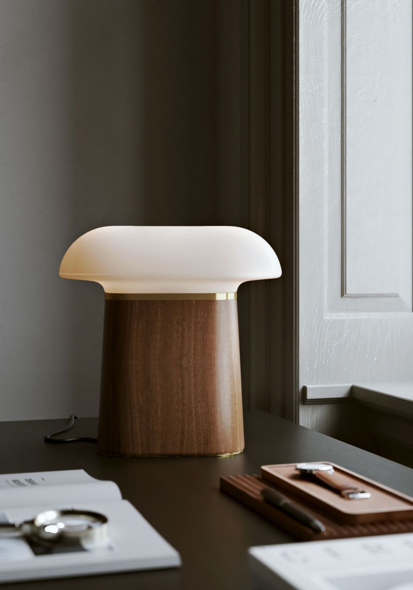 Nova table lamp Walnut Woud