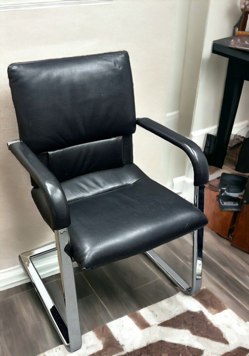 Figura metal cantilever chair Vitra USED MODEL