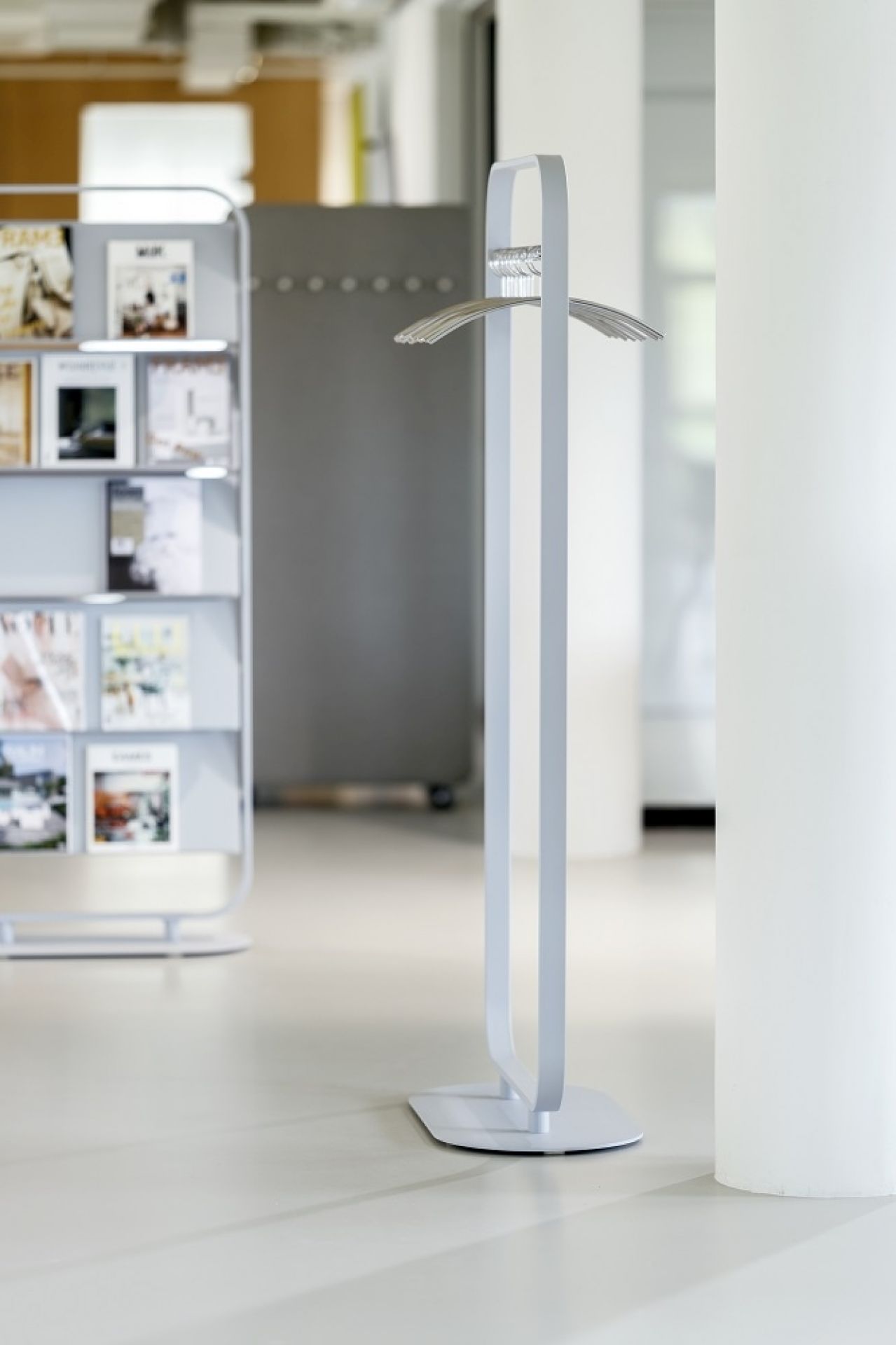 Focus Brochure holder Cascando