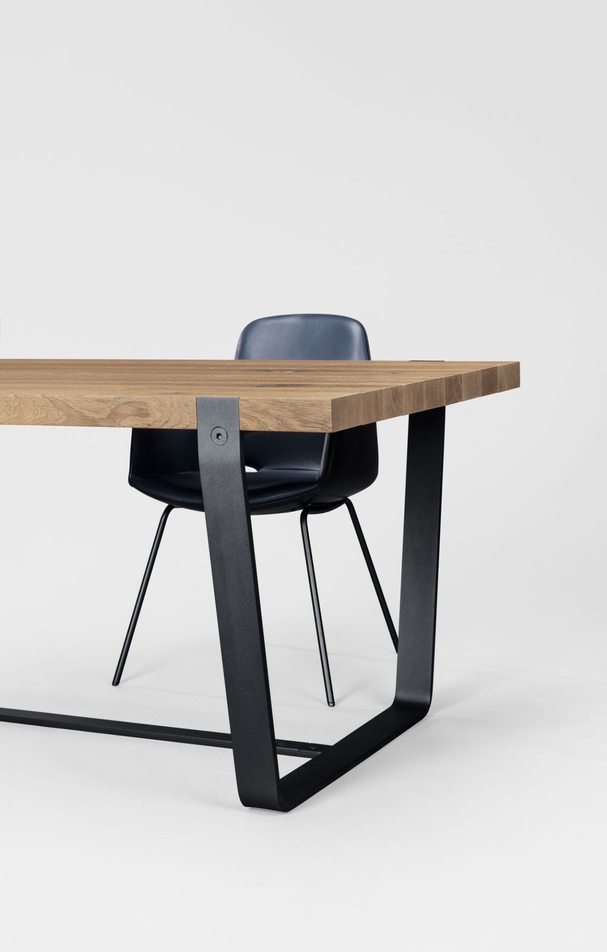 BB 11 Clamp table oak Janua