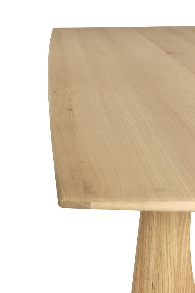 Geometric Dining table Oak oiled Ethnicraft