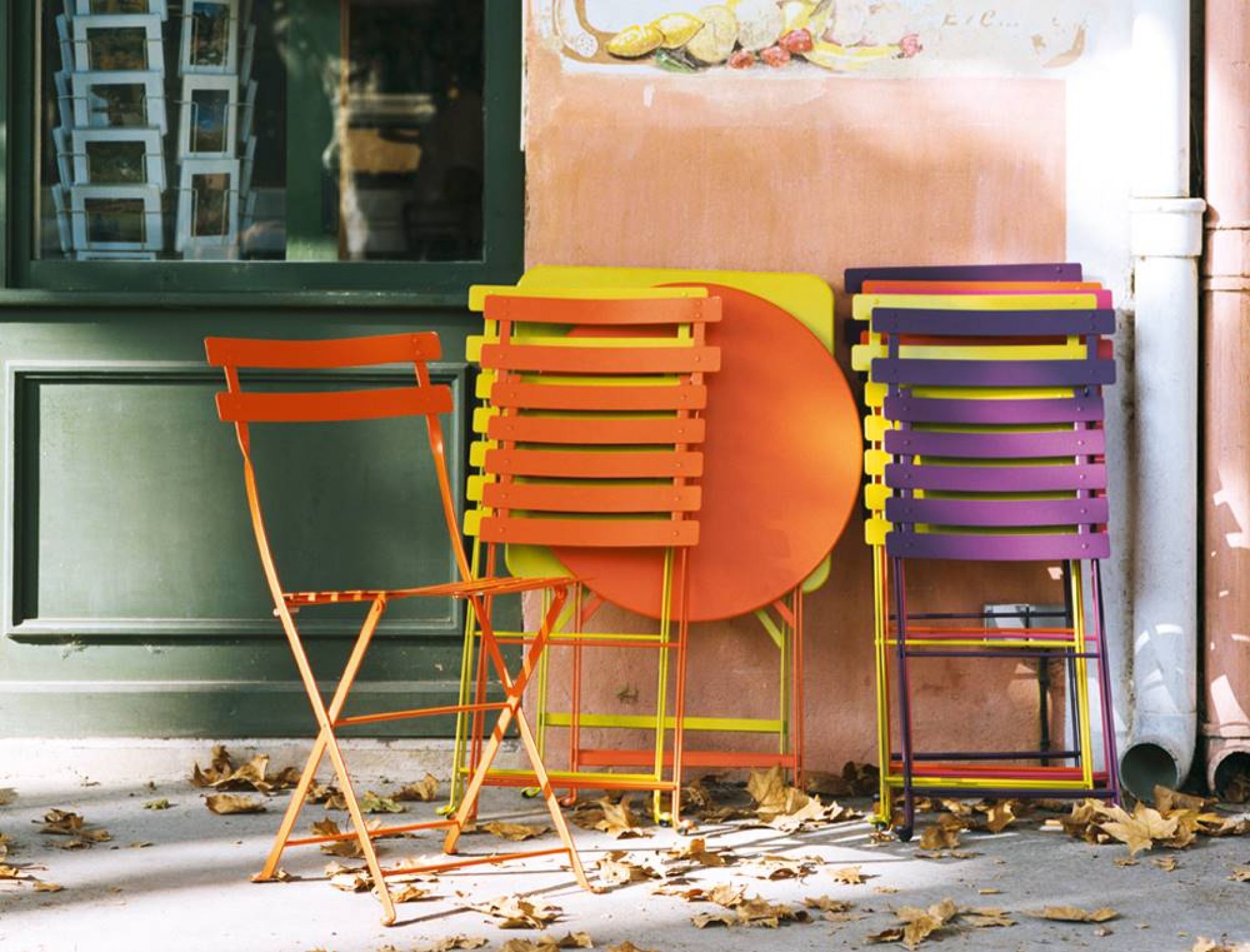 Bistro outdoor table round Fermob