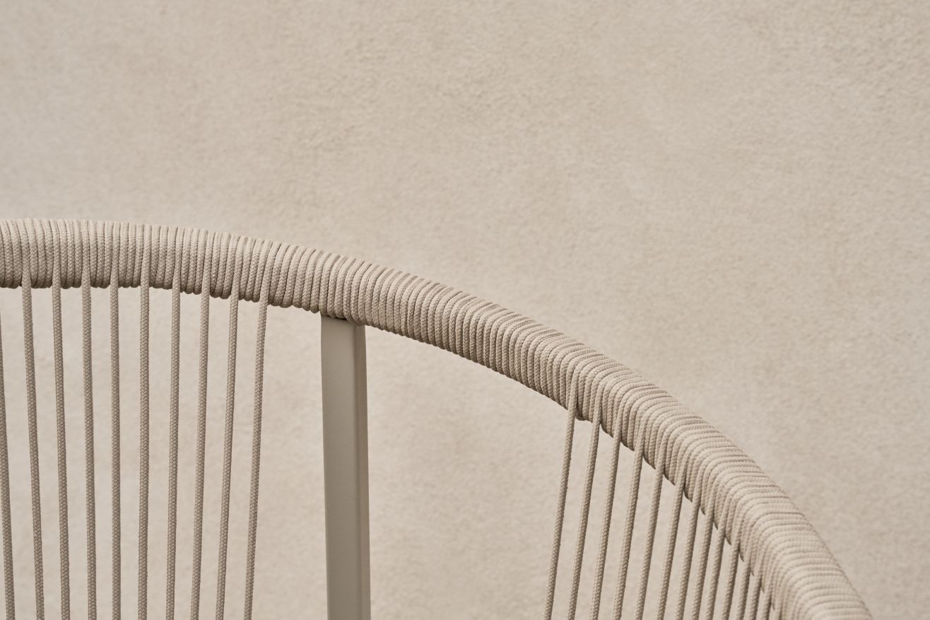 Lagrasse outdoor lounge chair Vipp