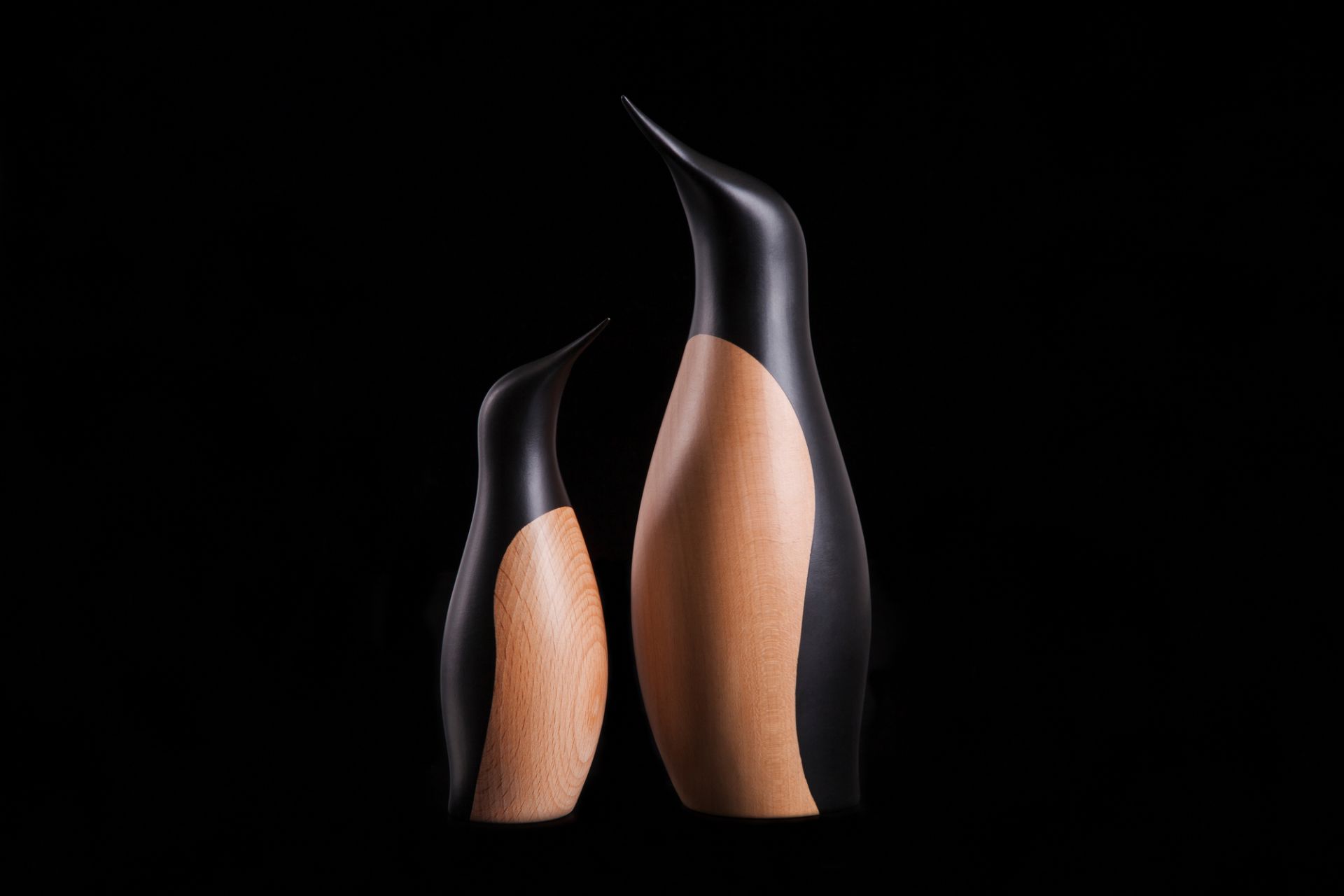 Large penguin wooden figure Architectmade SINGLE PIECE
