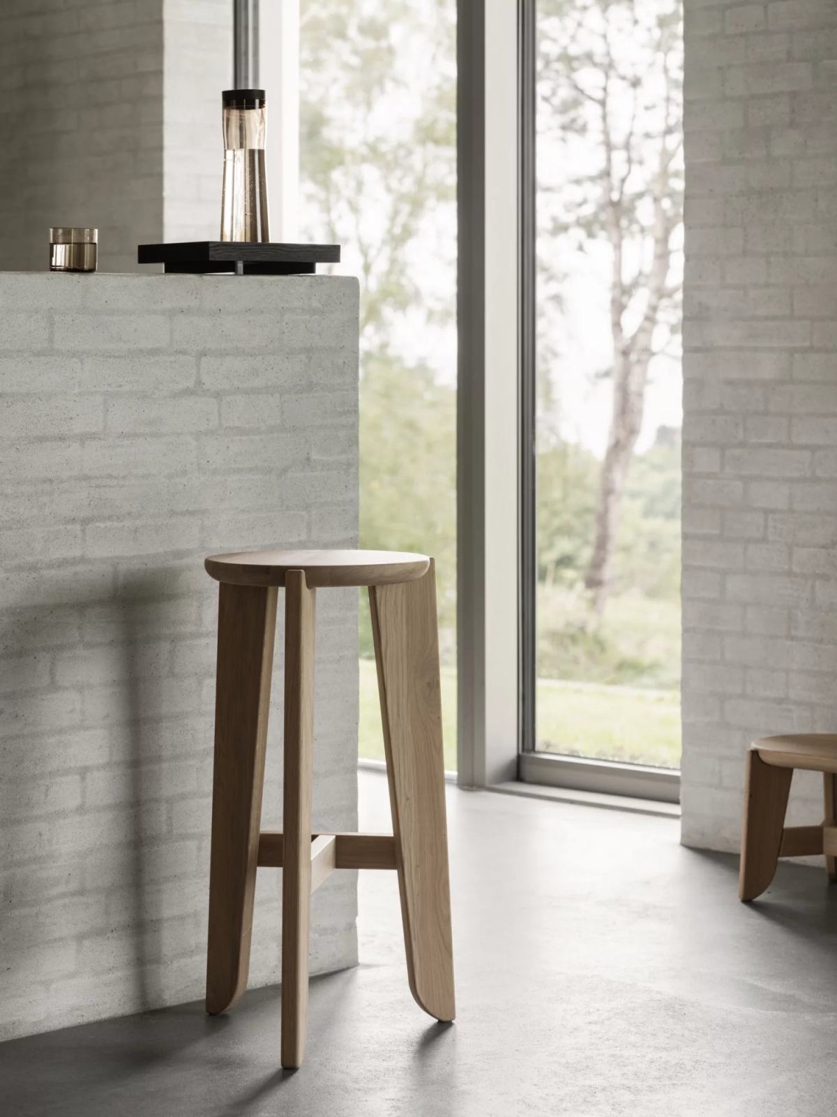 Eli Bar Stool Blomus bar stool 