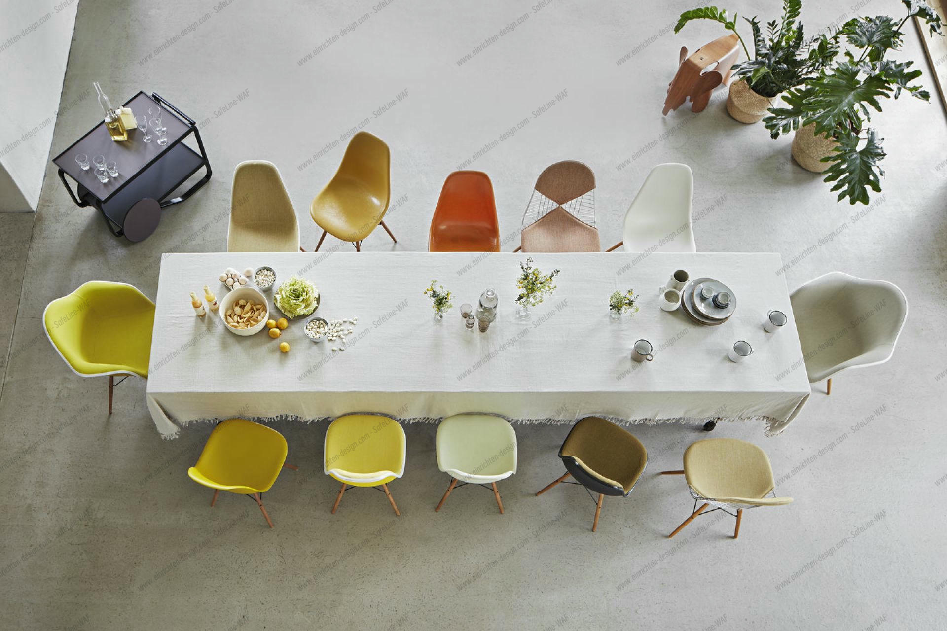 Eames Plastic Arm Chair DAW Chair Vitra Maple yellowish - Rust orange