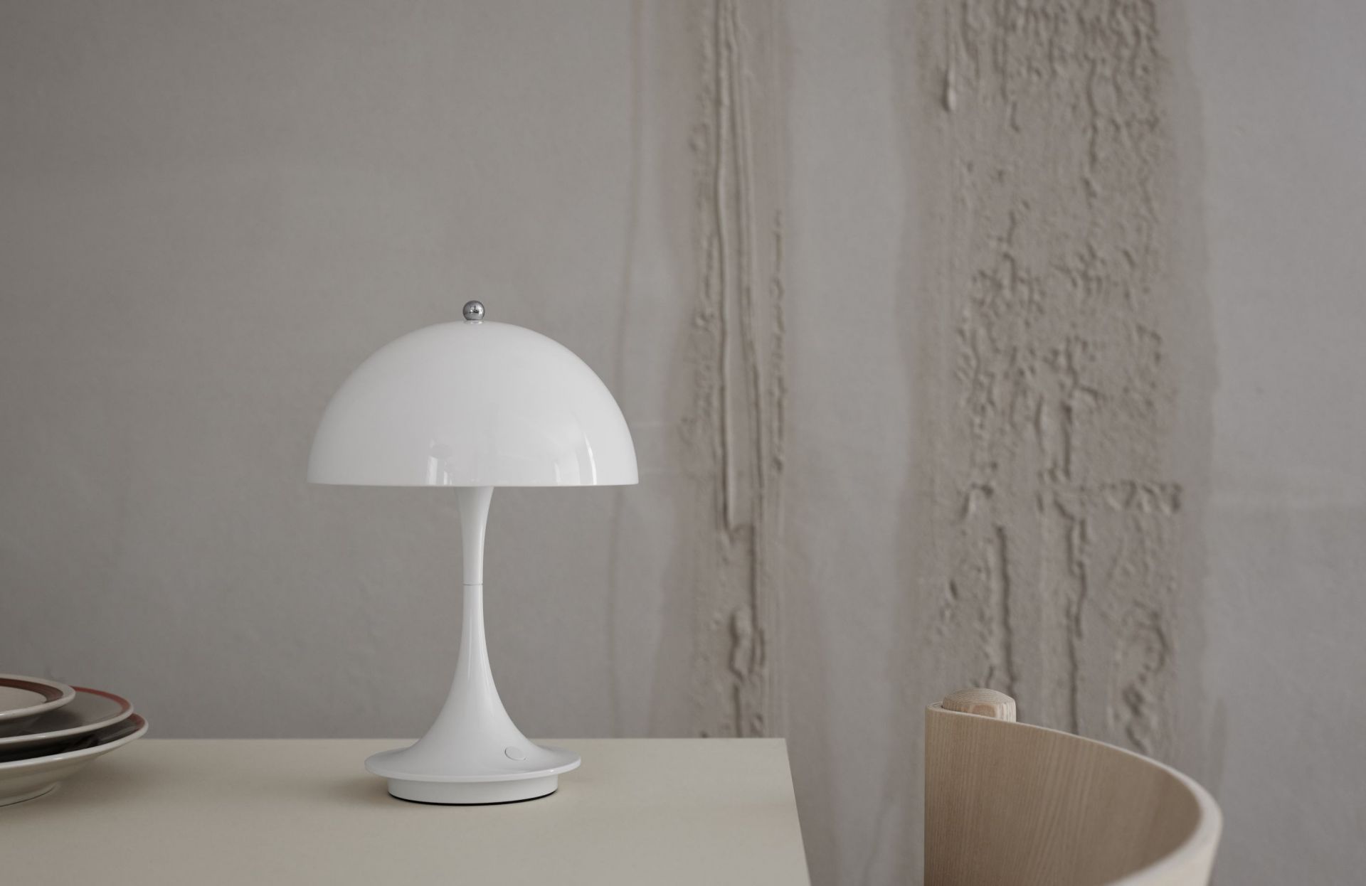 Panthella 160 Portable LED Table lamp Indoor/Outdoor Louis Poulsen Steel white SINGLE PIECES