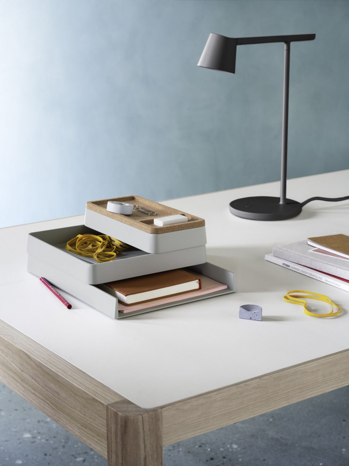 Arrange Desktop Series Configuration 1 Muuto
