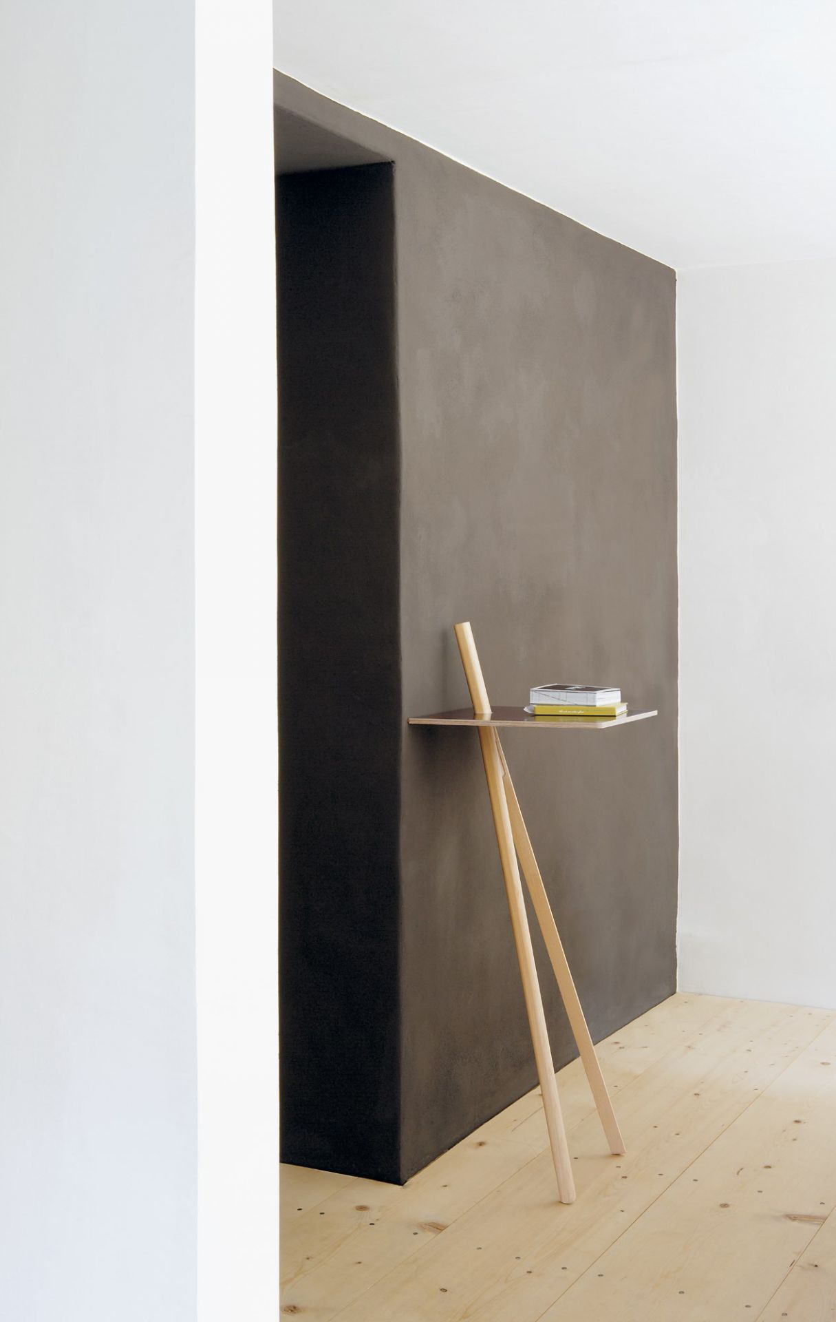 Der kleine Lehner standing console Nils Holger Moormann