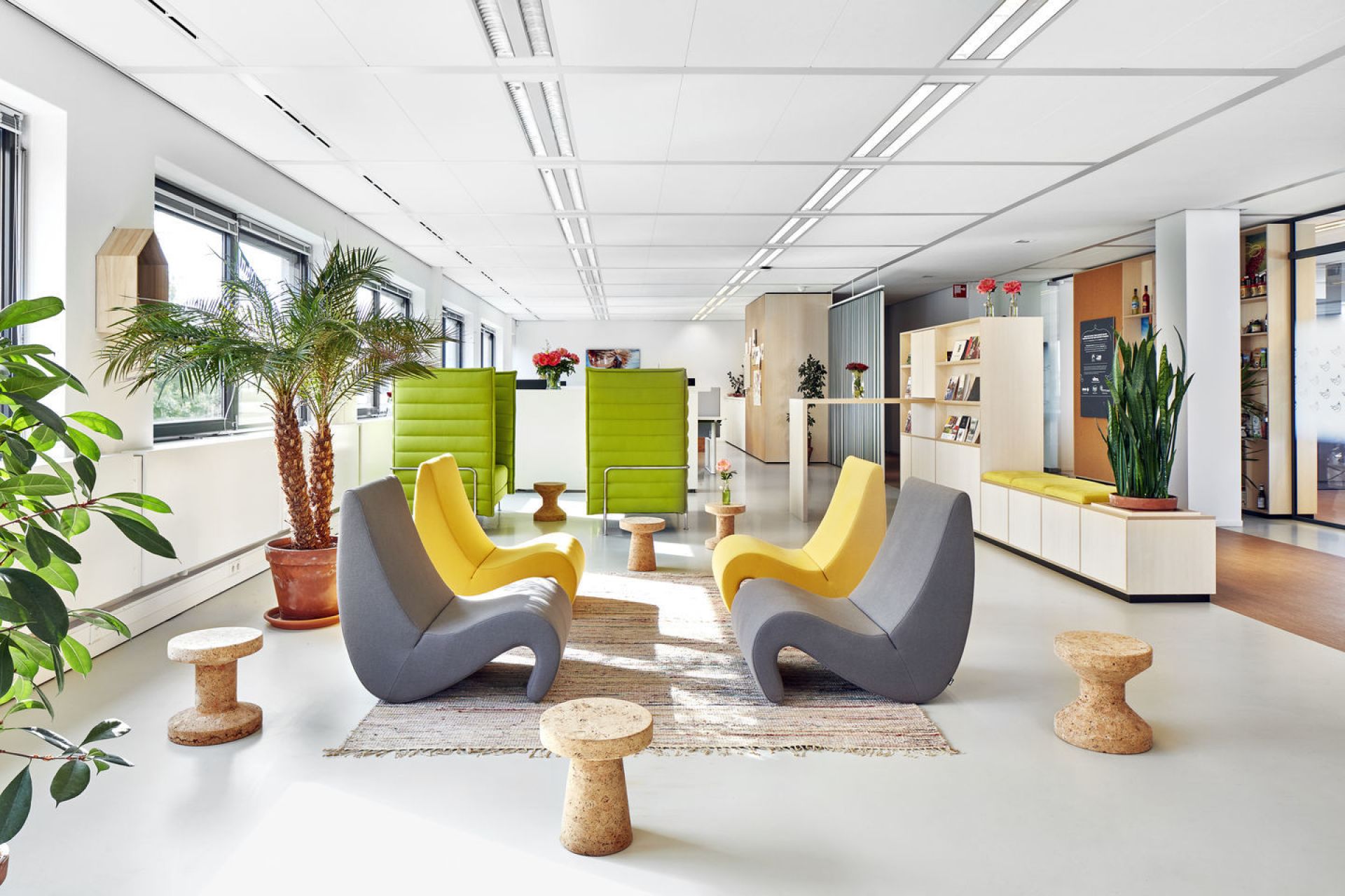 Amoebe Highback Armchair Vitra