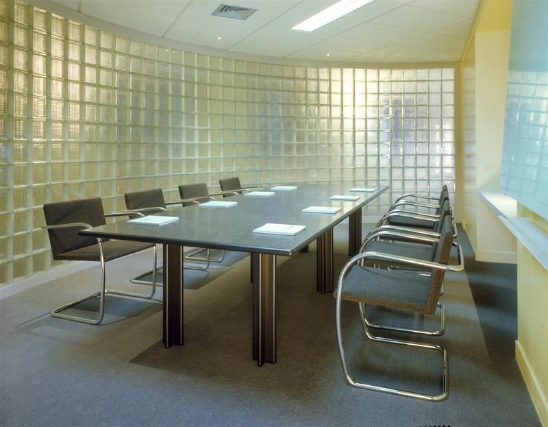 Brno Tubular Chair Round Tube Knoll International