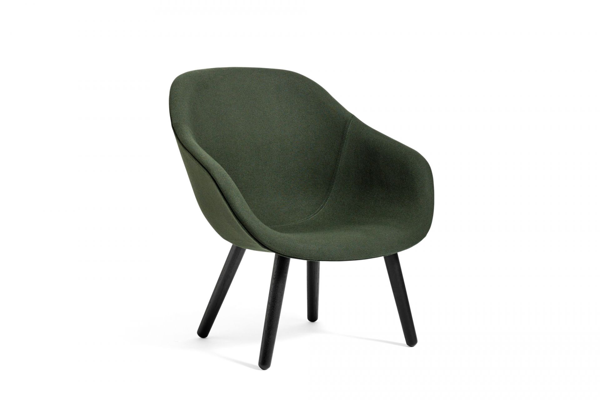 About a Lounge AAL 82 / AAL82 Armchair Hay