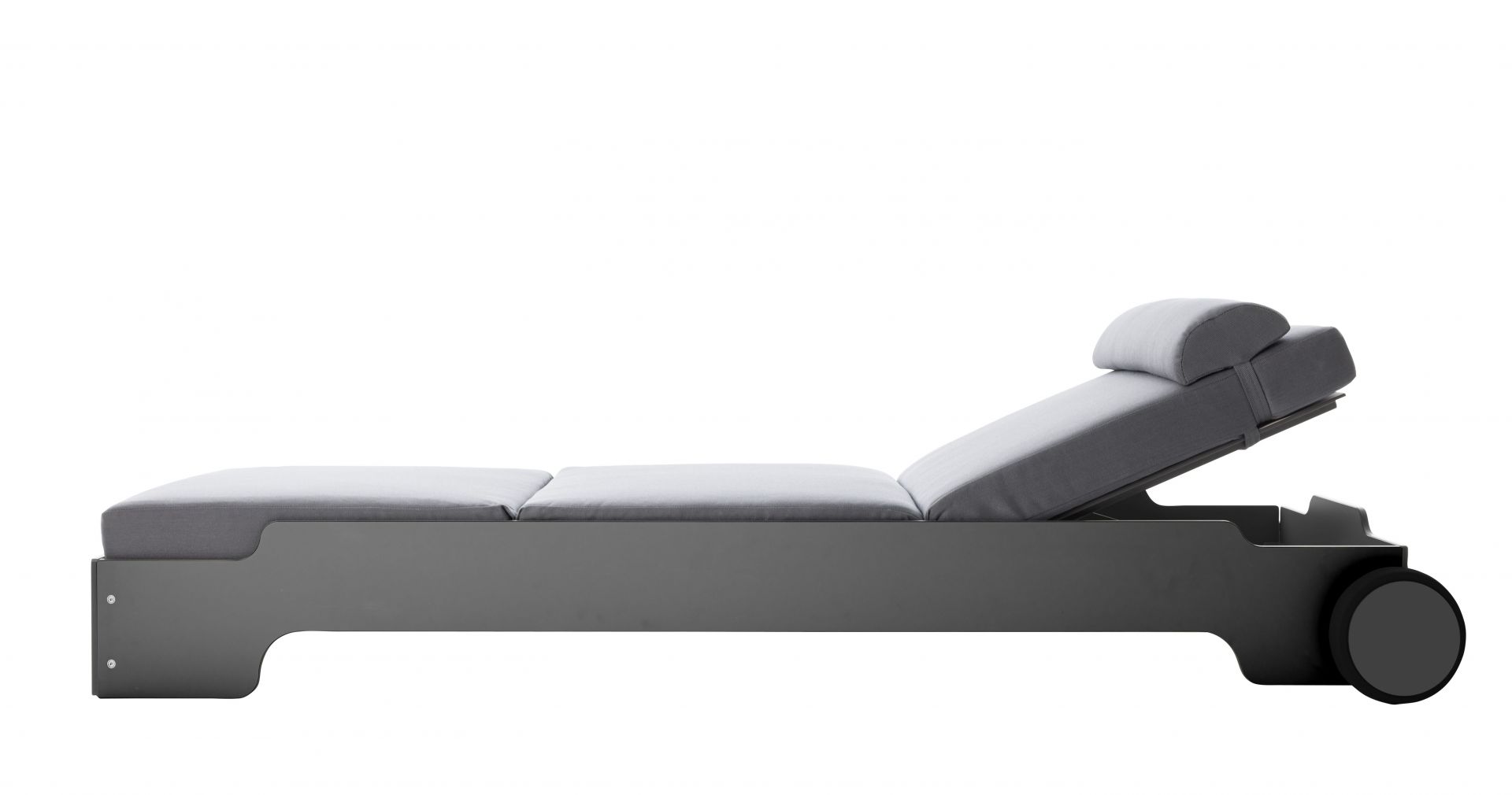 Solara Stacking Lounger incl. Wheels and Upholstery Outdoor Müller Möbelwerkstätten