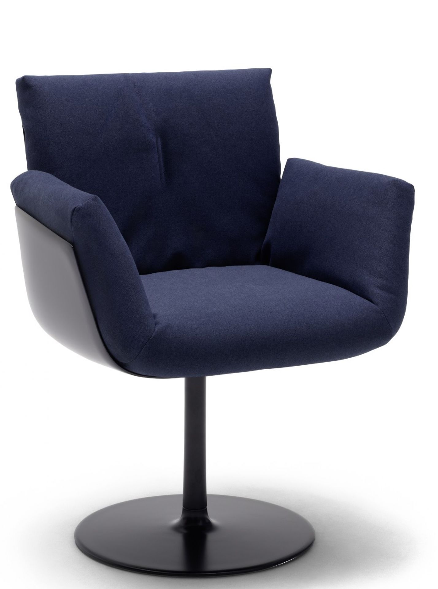 Alvo Armchair with plate base Cor