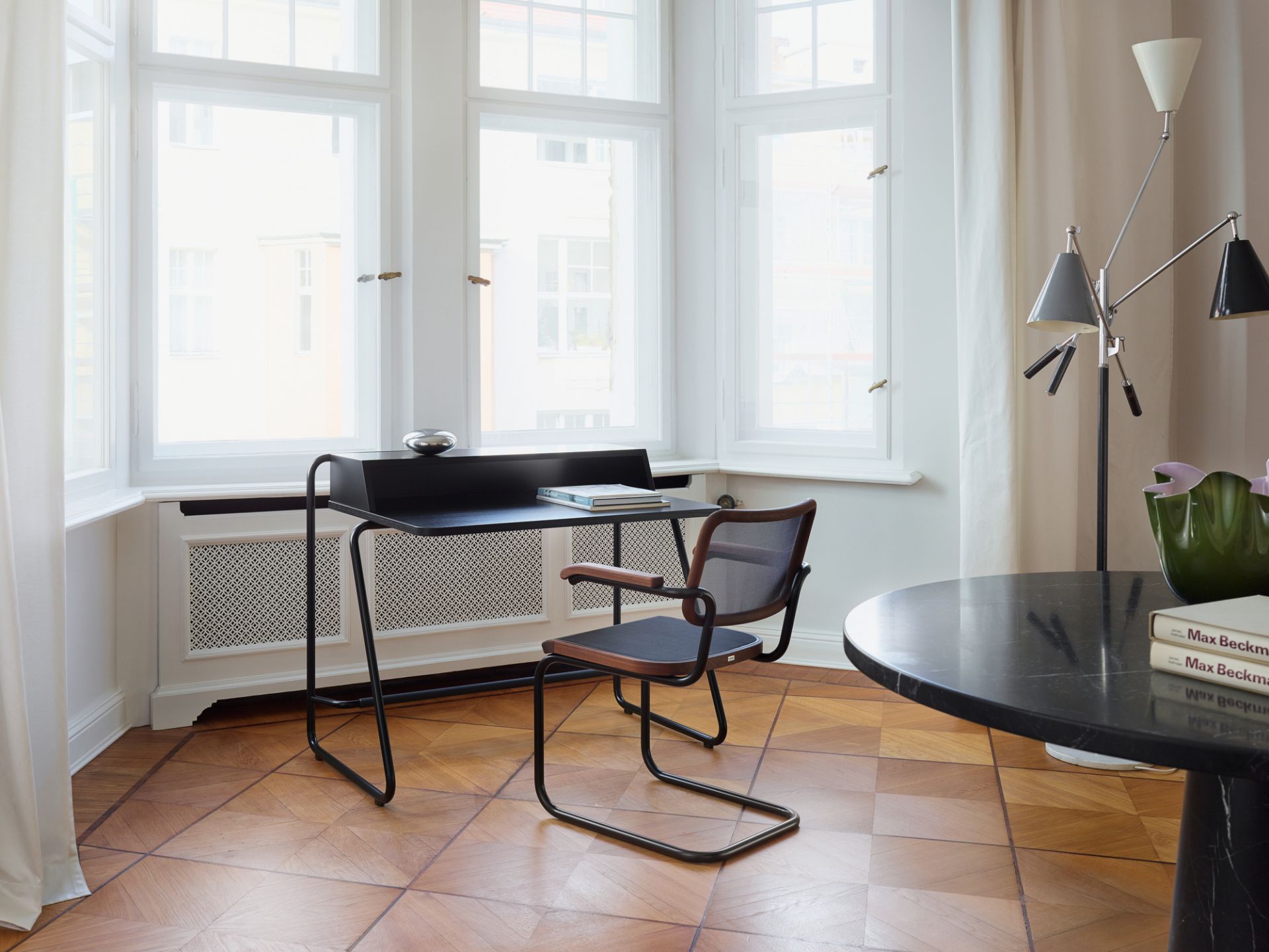 S 1200 Secretary Thonet