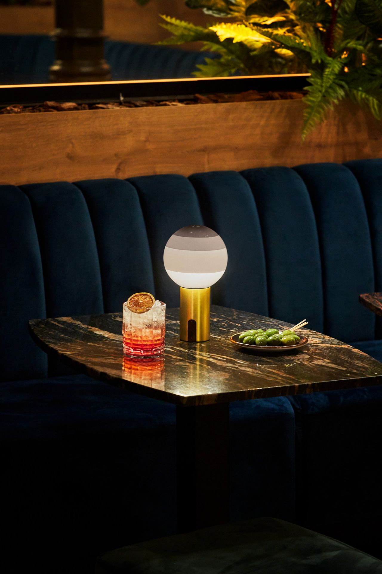 Dipping Light Portable Battery light Marset amber - brass