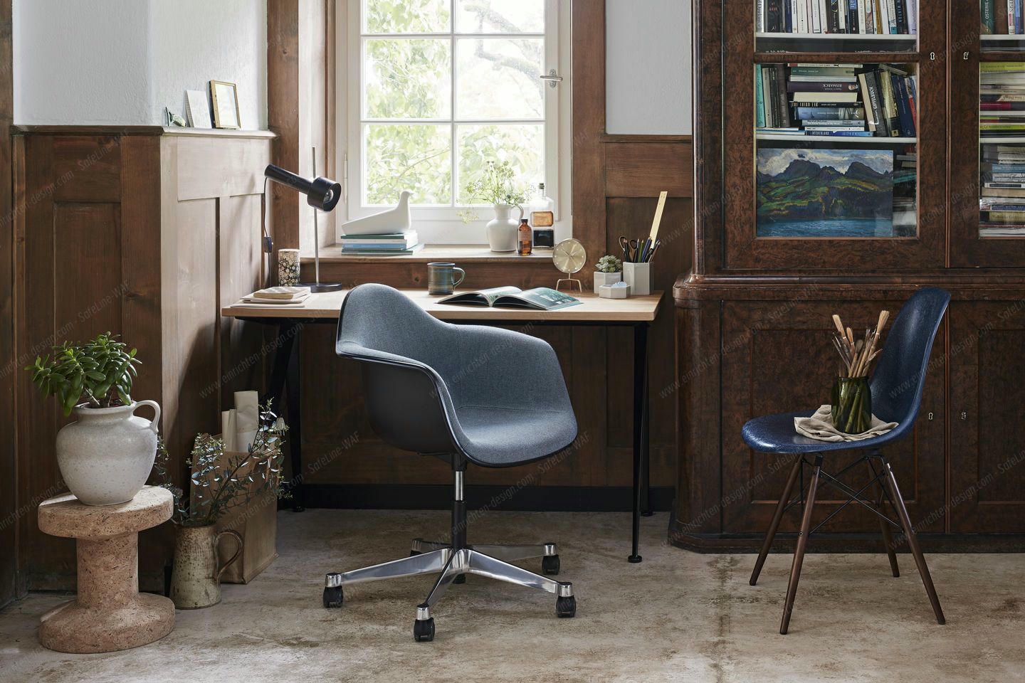 Eames Plastic Arm Chair DAL Chair Fully upholstered Vitra