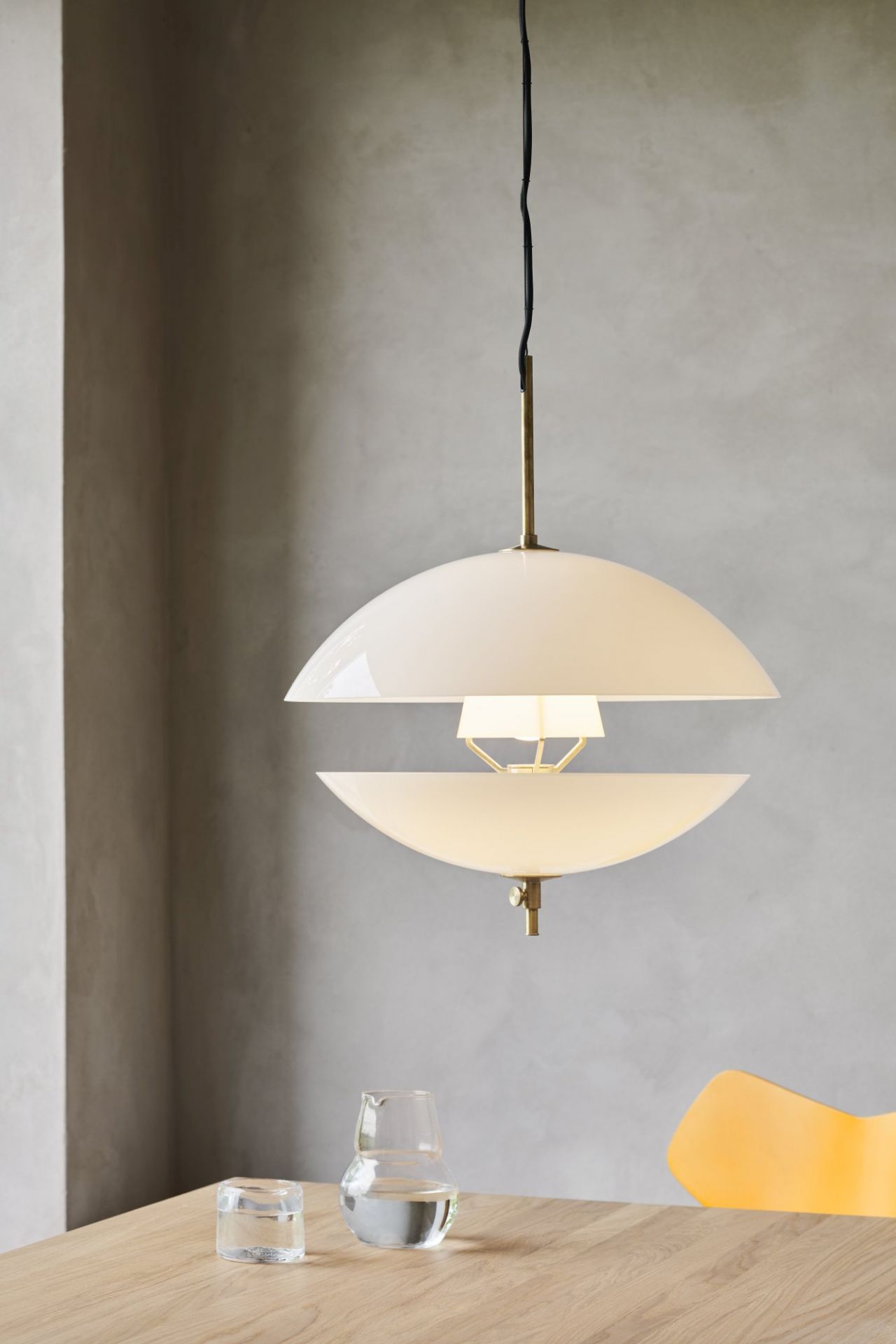 Clam Pendant lamp Fritz Hansen