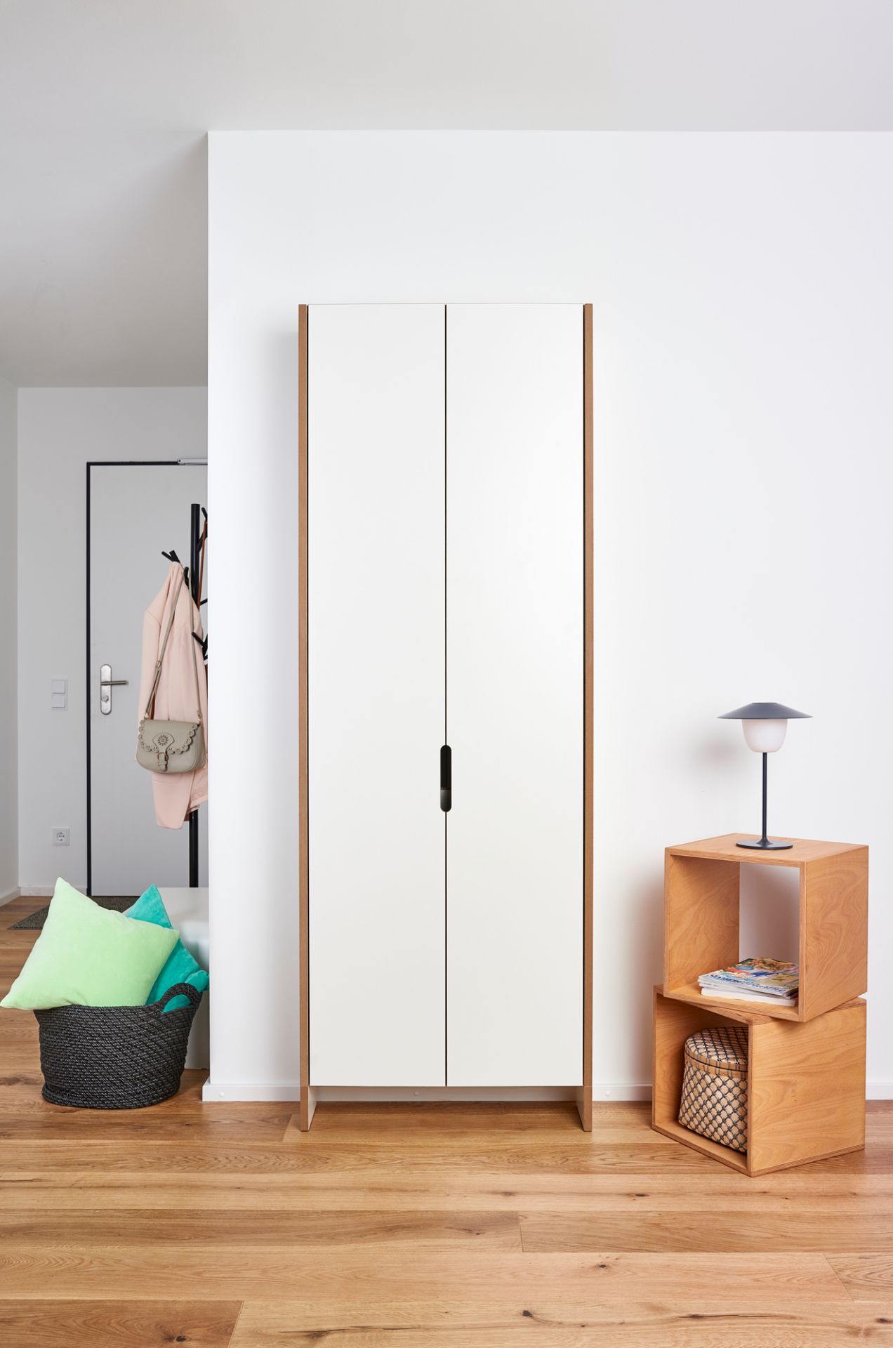 Flachmann shoe cabinet Tojo