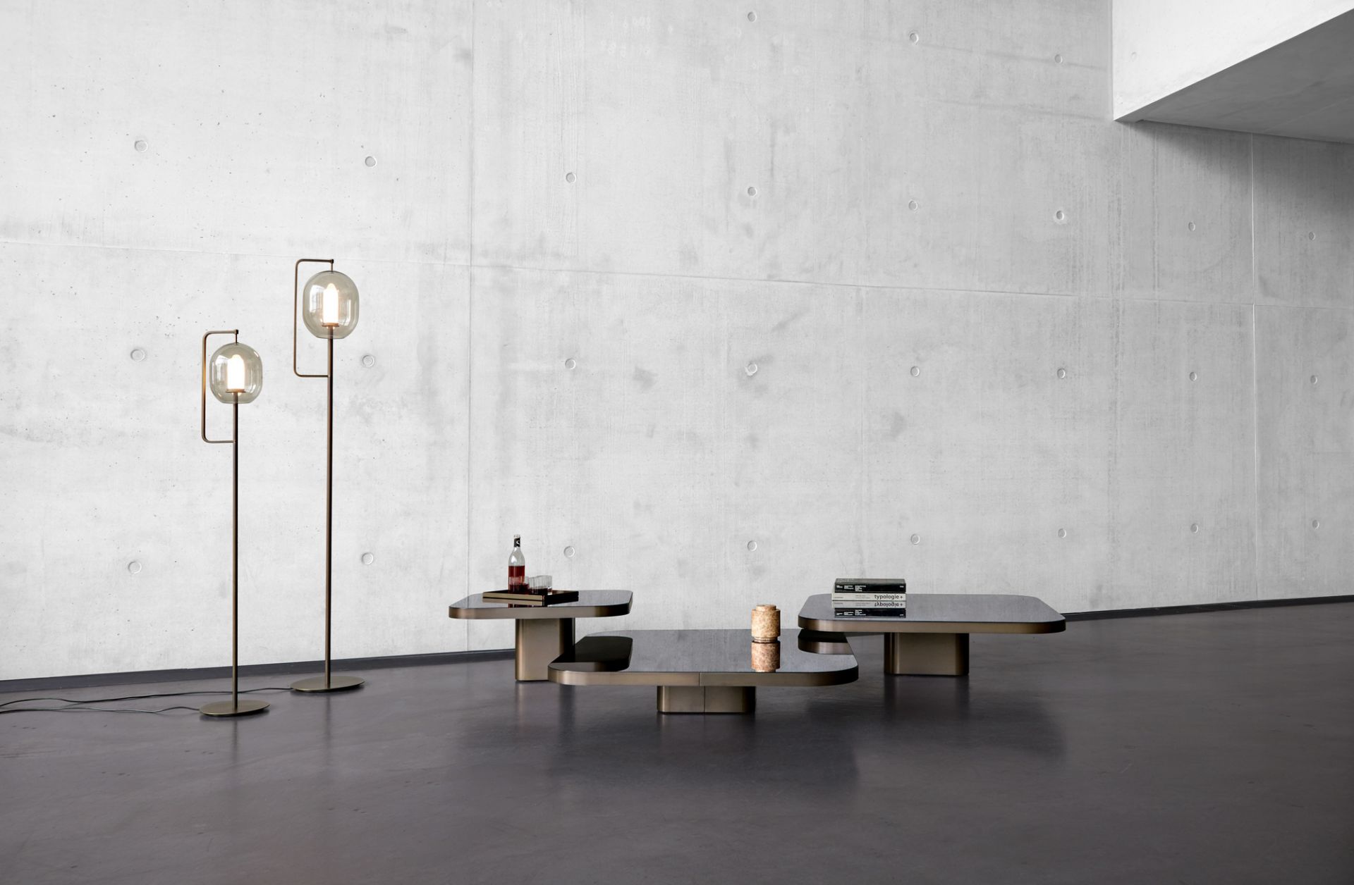 Bow Coffee Table No. 3 ClassiCon