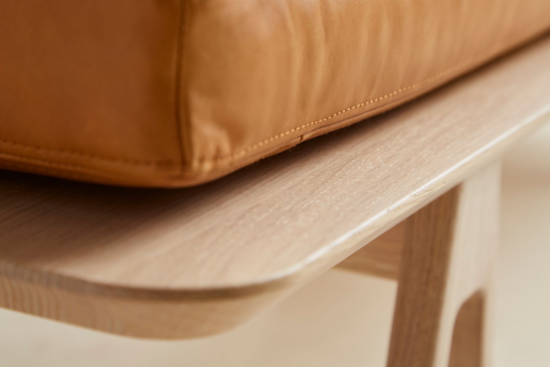 Level Daybed Oak / Cognac Woud