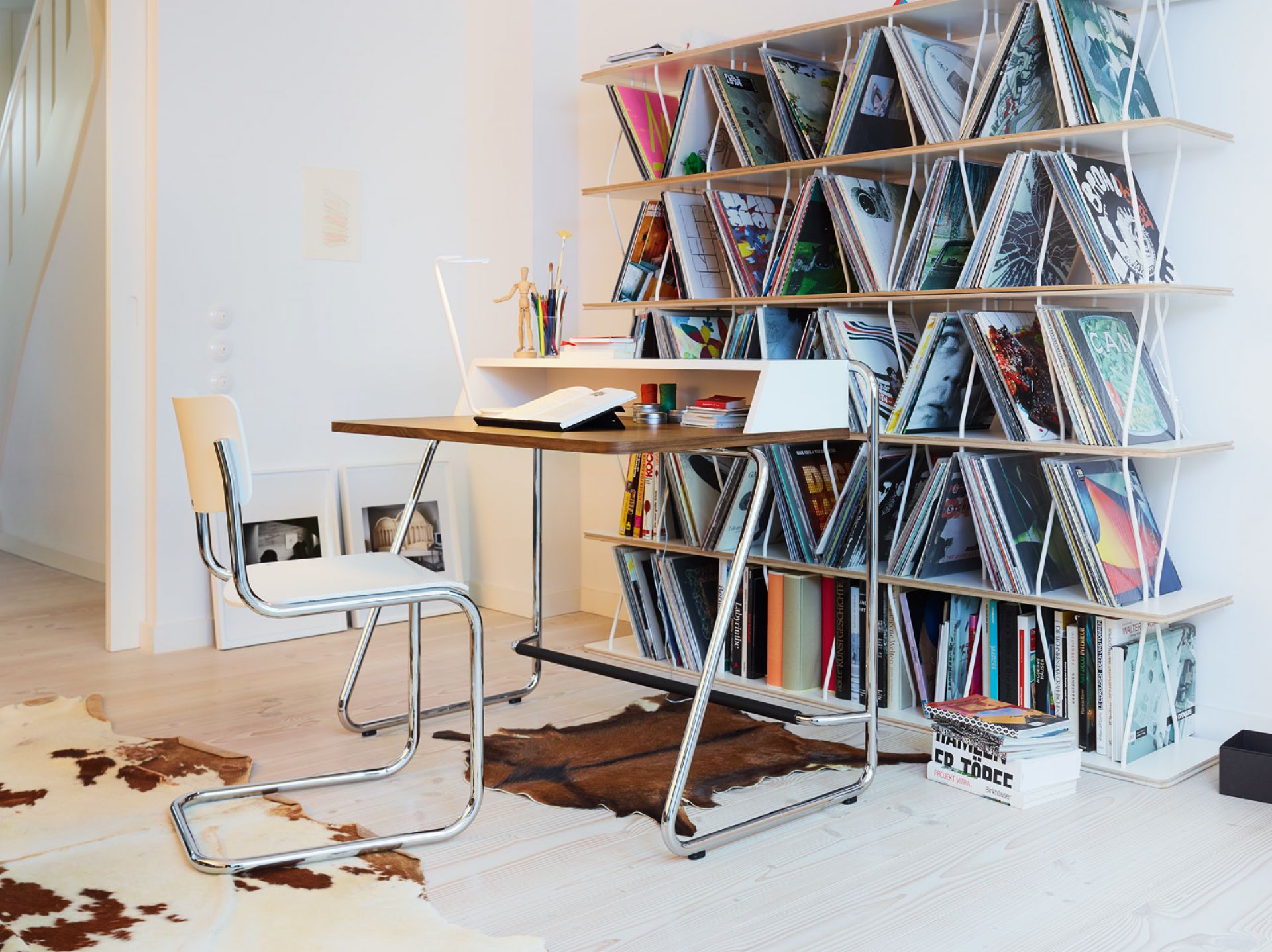 S 1200 Secretary Thonet