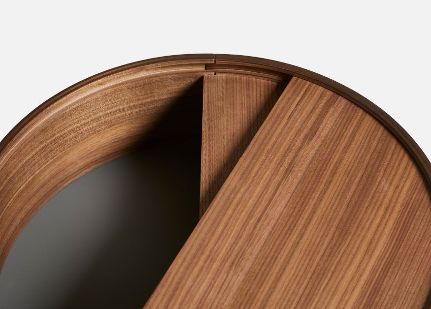 Arc Side Table Walnut Ø 42 cm Woud