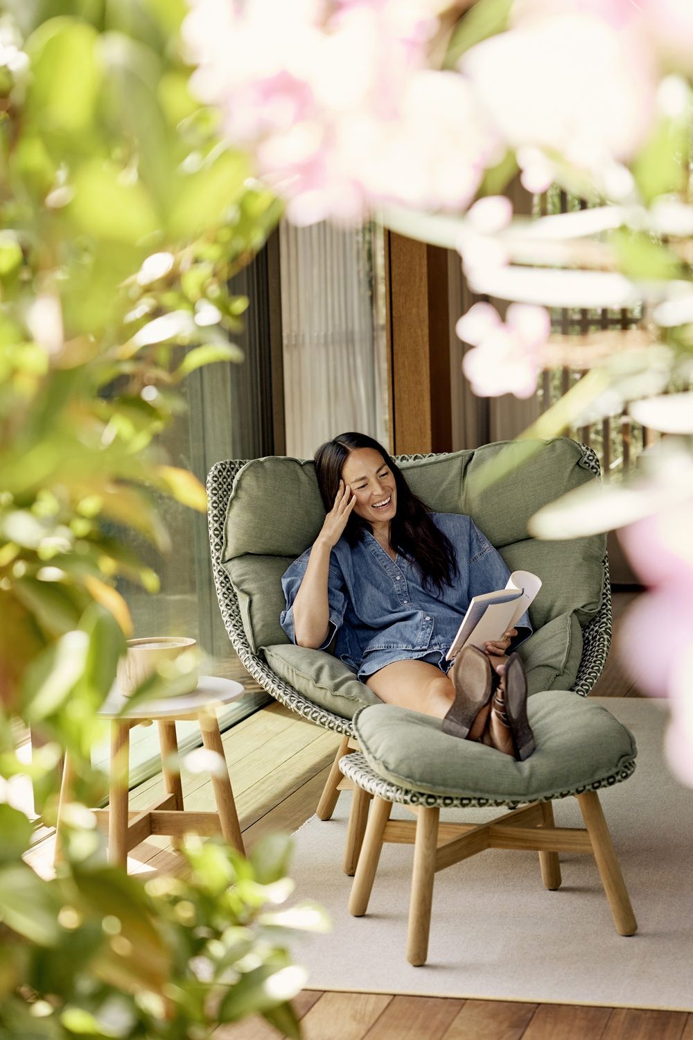 Mbrace Outdoor Wing chair High-back Dedon