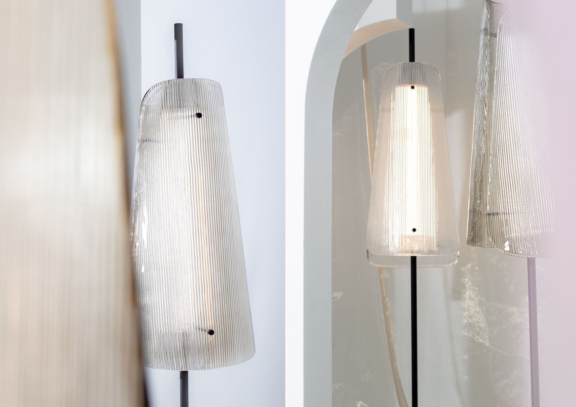 Bent Two Floor lamp Transparent/ black with fixed LED 1600lm Pulpo