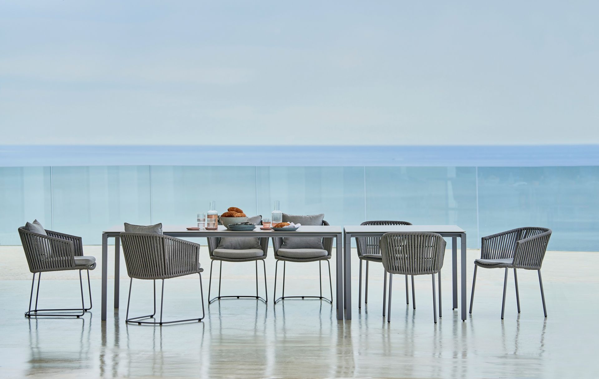 Pure Outdoor Dining table medium W 200 x D 100 x H 74 cm Cane-Line