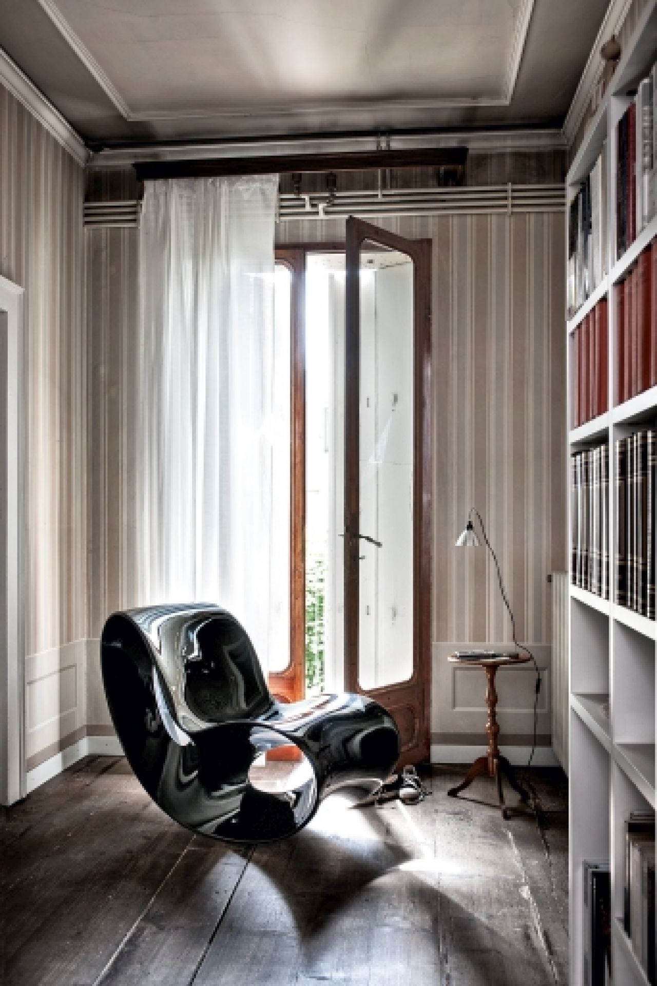 VOIDO Rocking Chair Magis