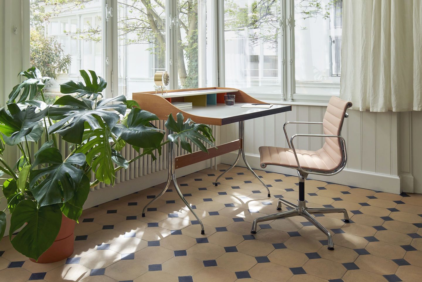Aluminum Chair EA 103 / EA103 Chair Vitra