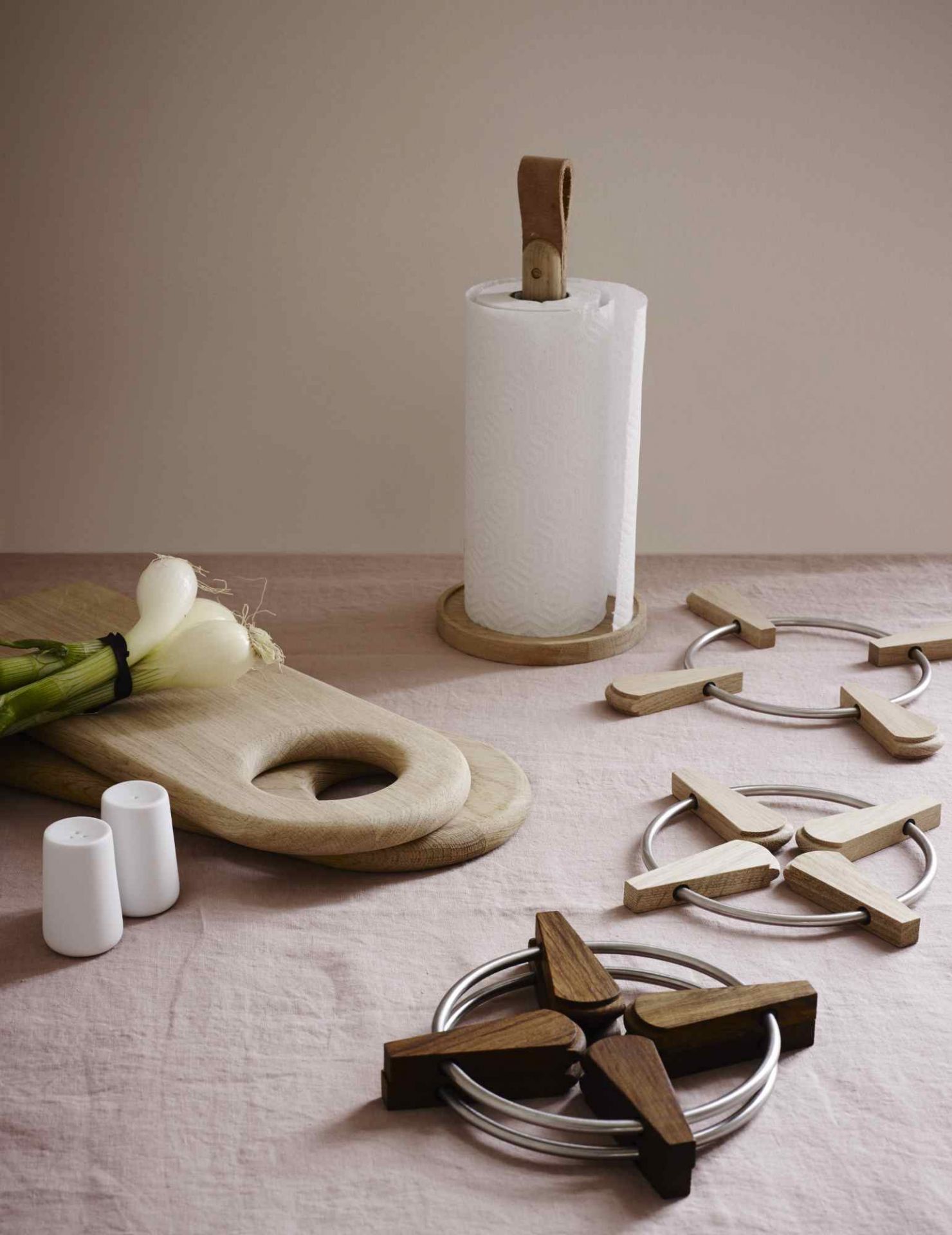Cement paper hotsell towel holder
