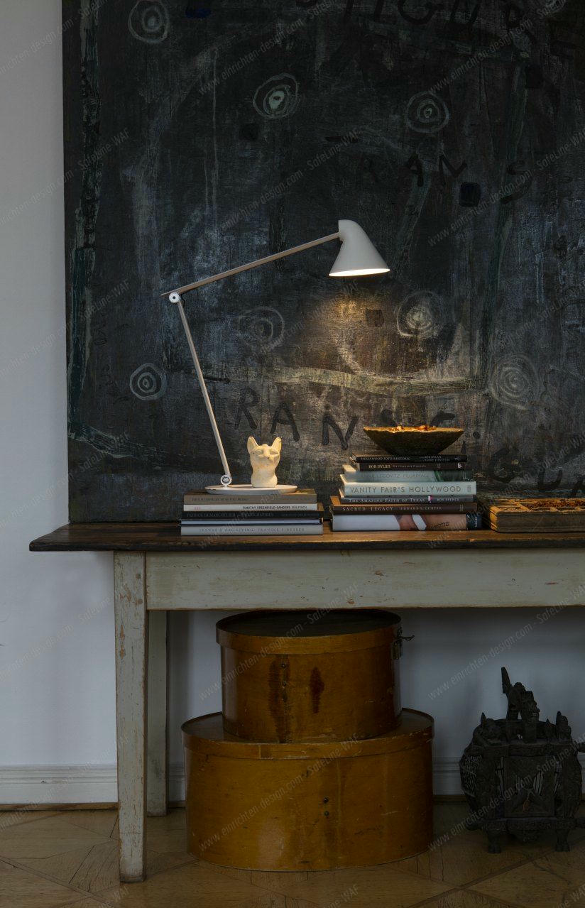 NJP table lamp Louis Poulsen