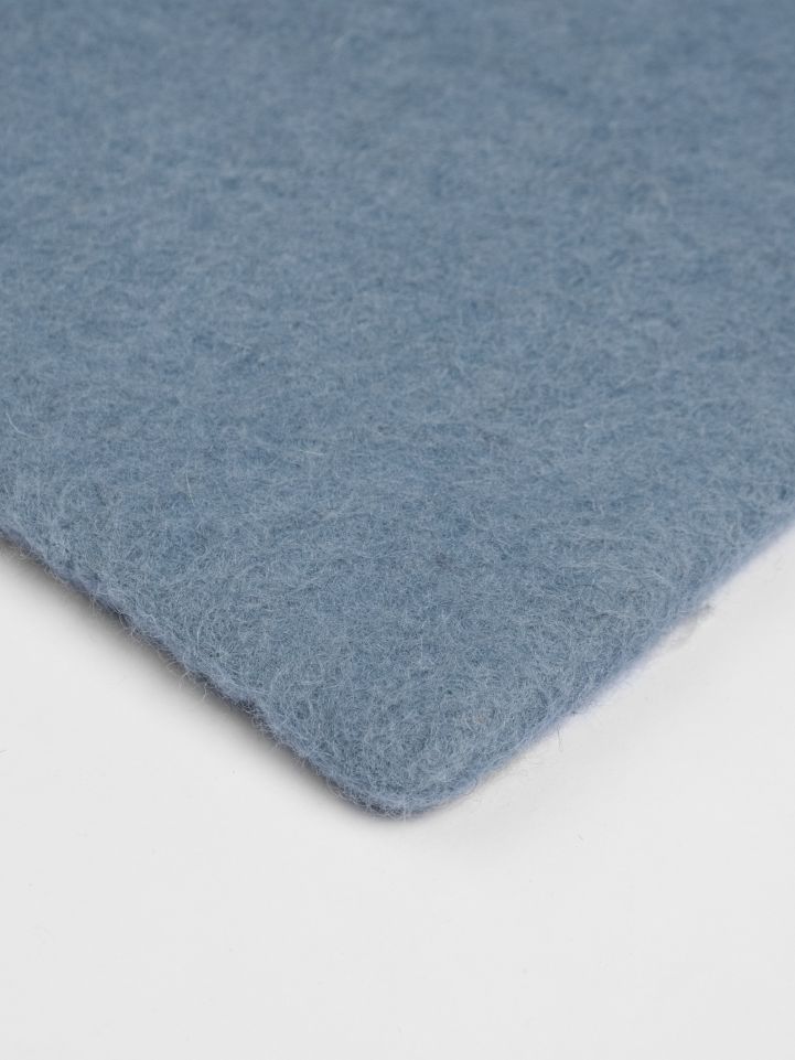 Mono Rectangular Felt Rug 180 x 260 cm myfelt