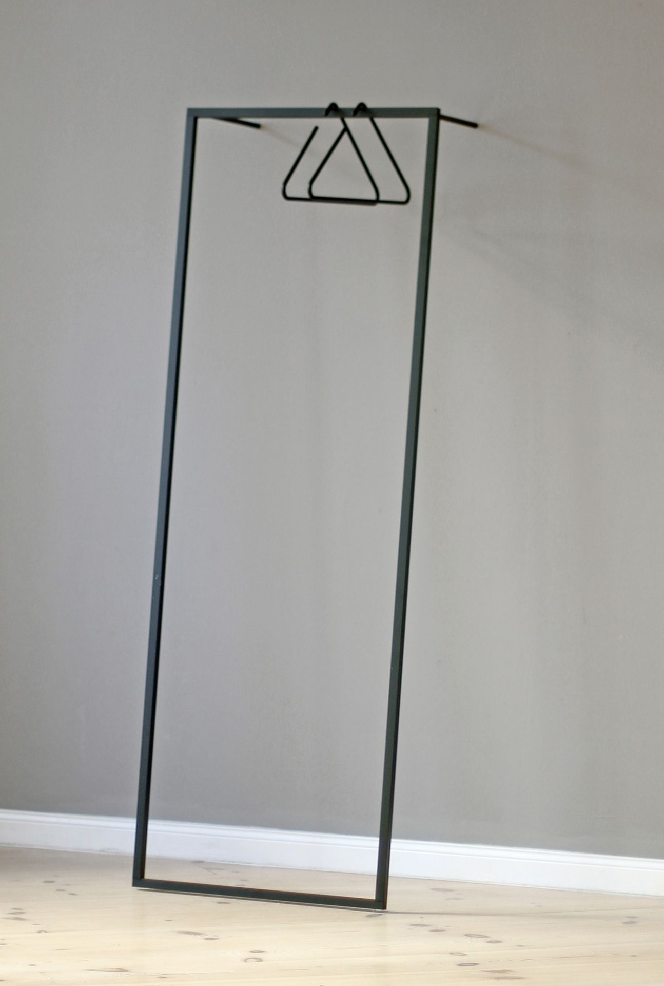 Leano S leaning wardrobe white Roomsafari