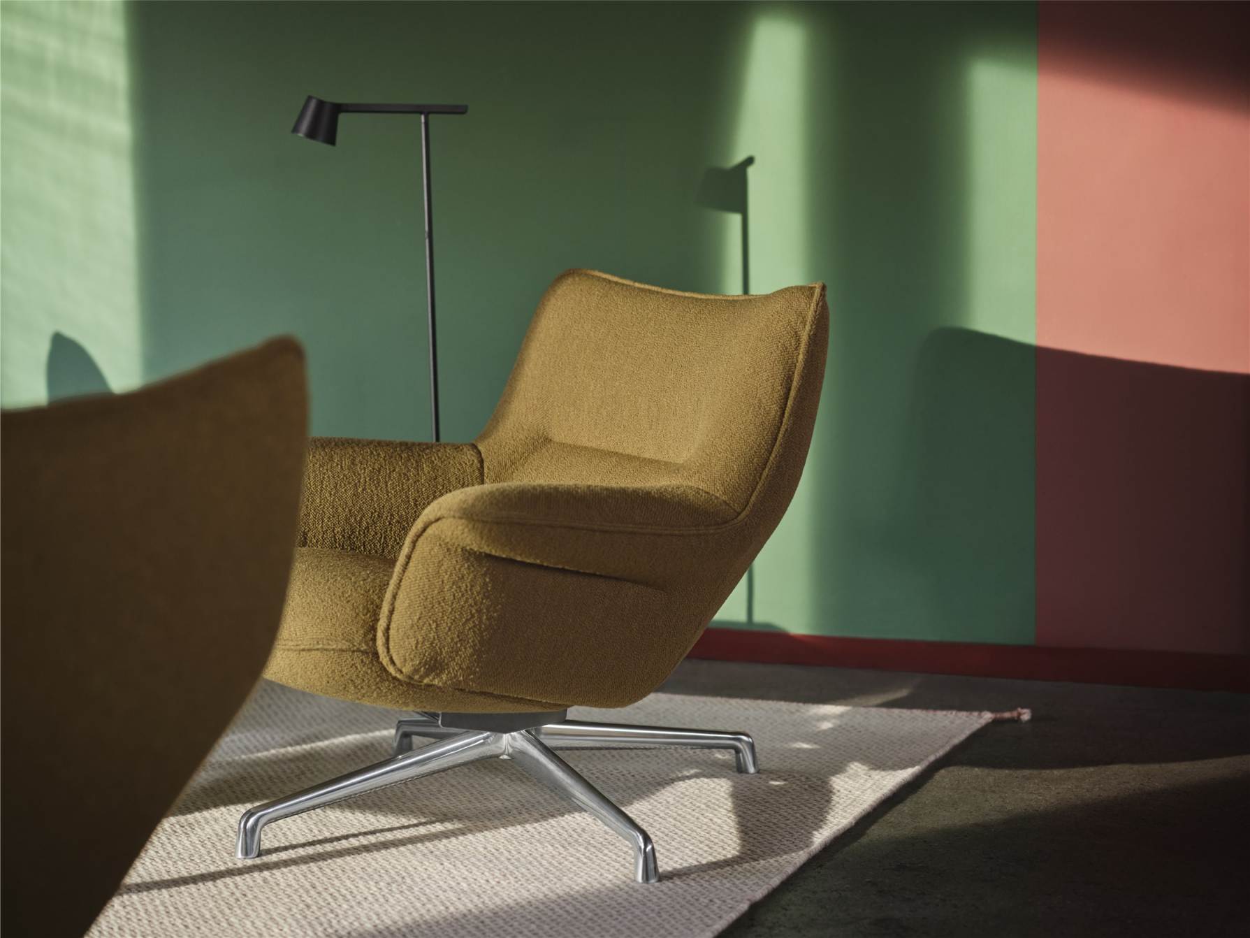 Doze Lounge Chair Low Armchair Muuto