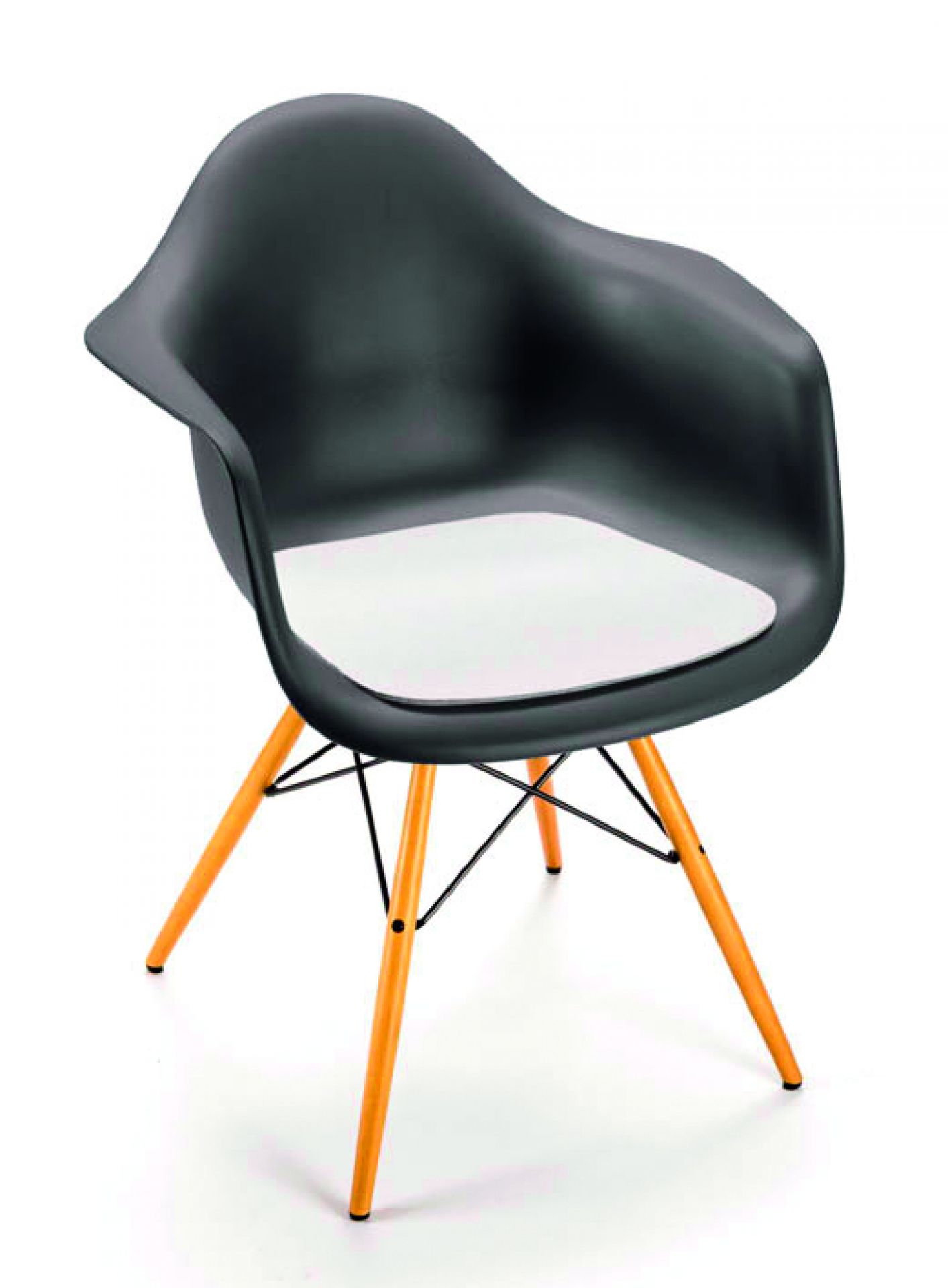 Seat cushion - felt cushion for Eames Plastic Arm Chairs (DAR / DAW), DAX Parkhaus Berlin