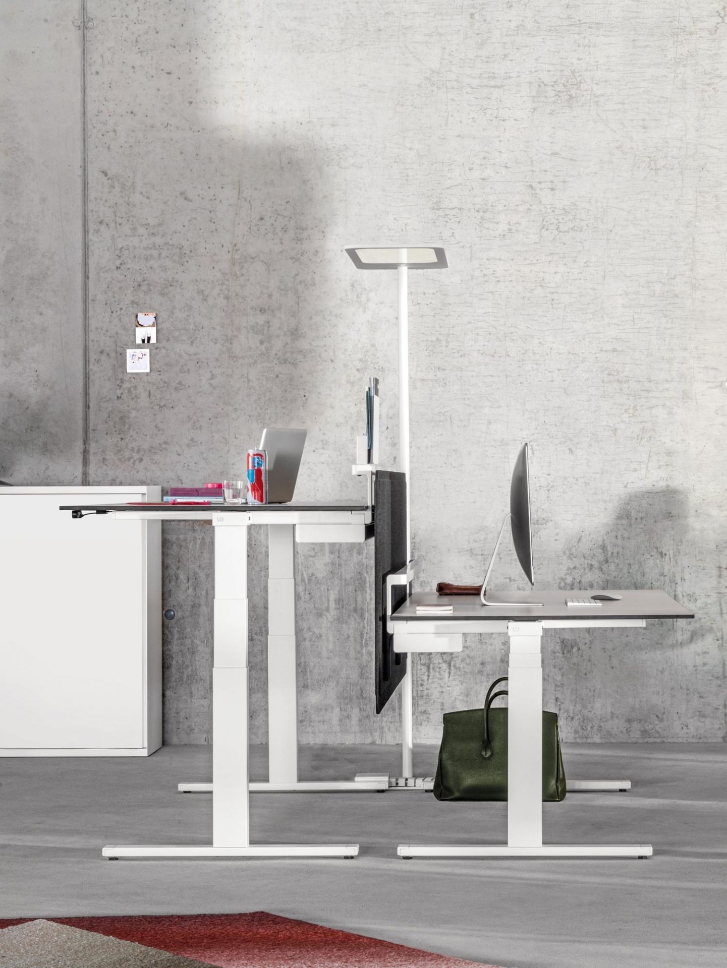 XT S One Floor lamp Grau
