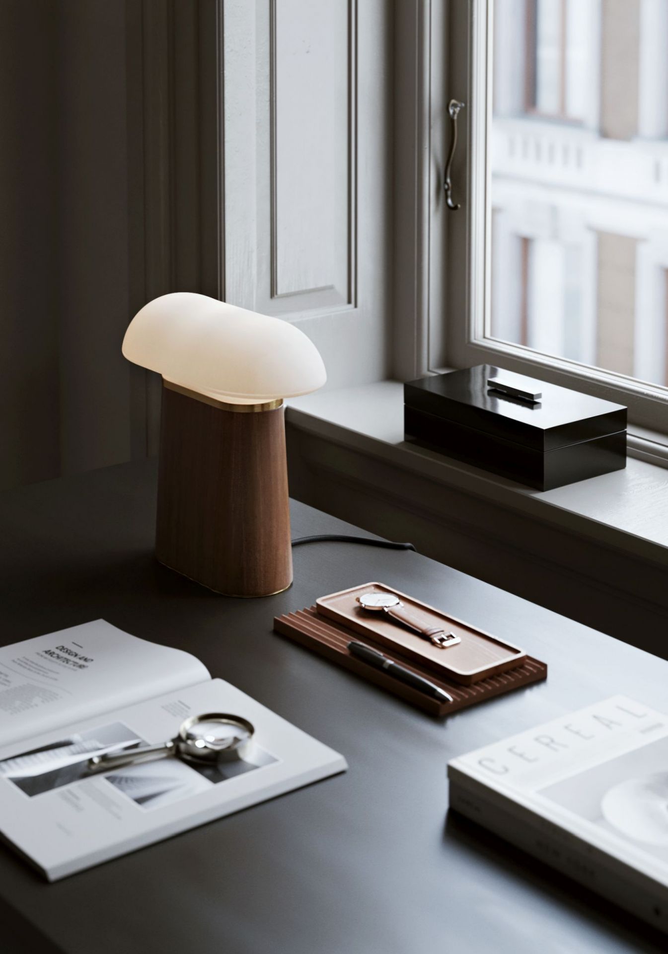 Nova table lamp Walnut Woud