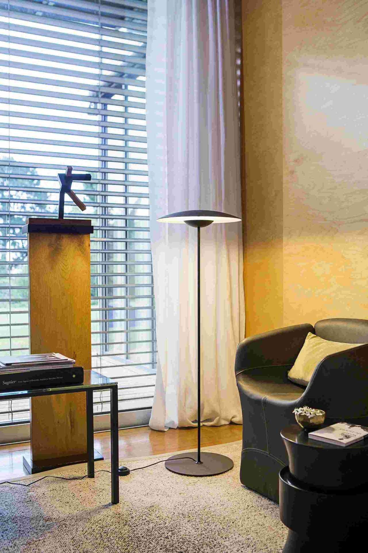 Ginger P LED Floor lamp marset Oak