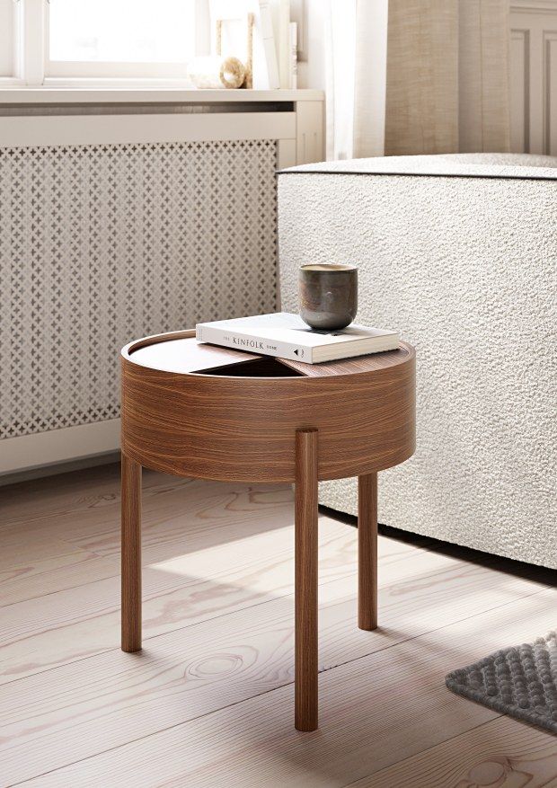 Arc Side Table Walnut Ø 42 cm Woud