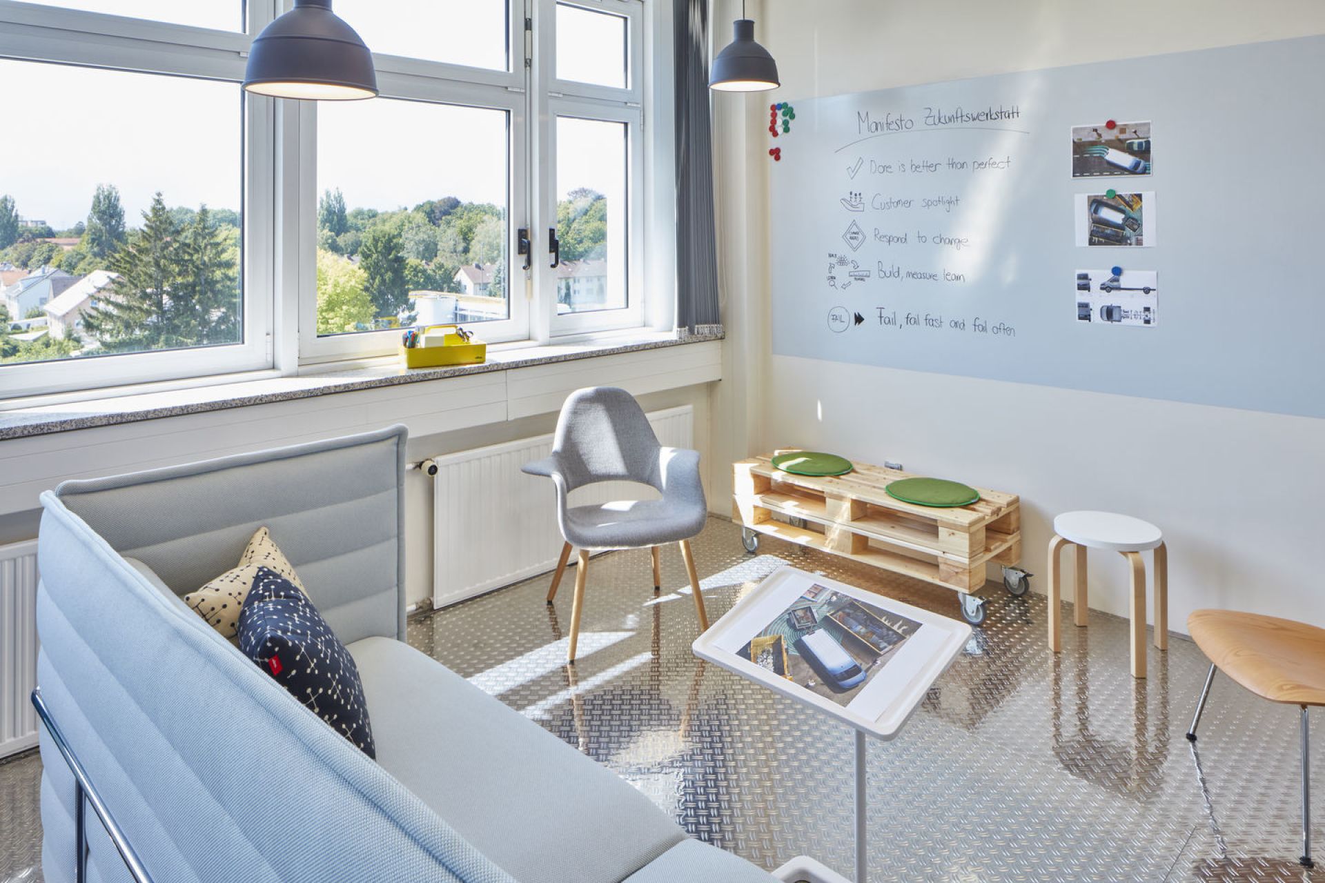 Organic Chair Vitra