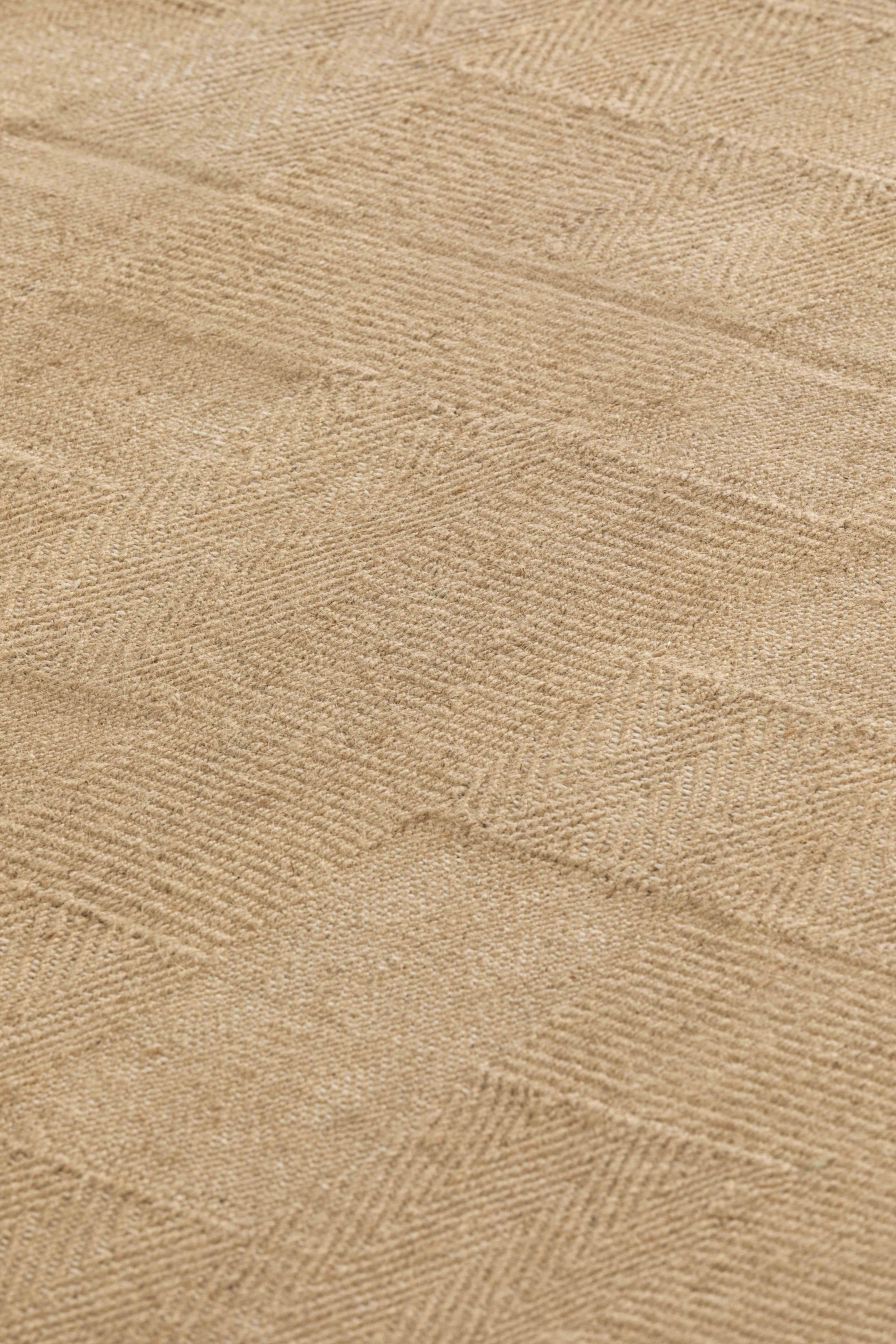 Roots Rug 04 192 x 240cm Gan