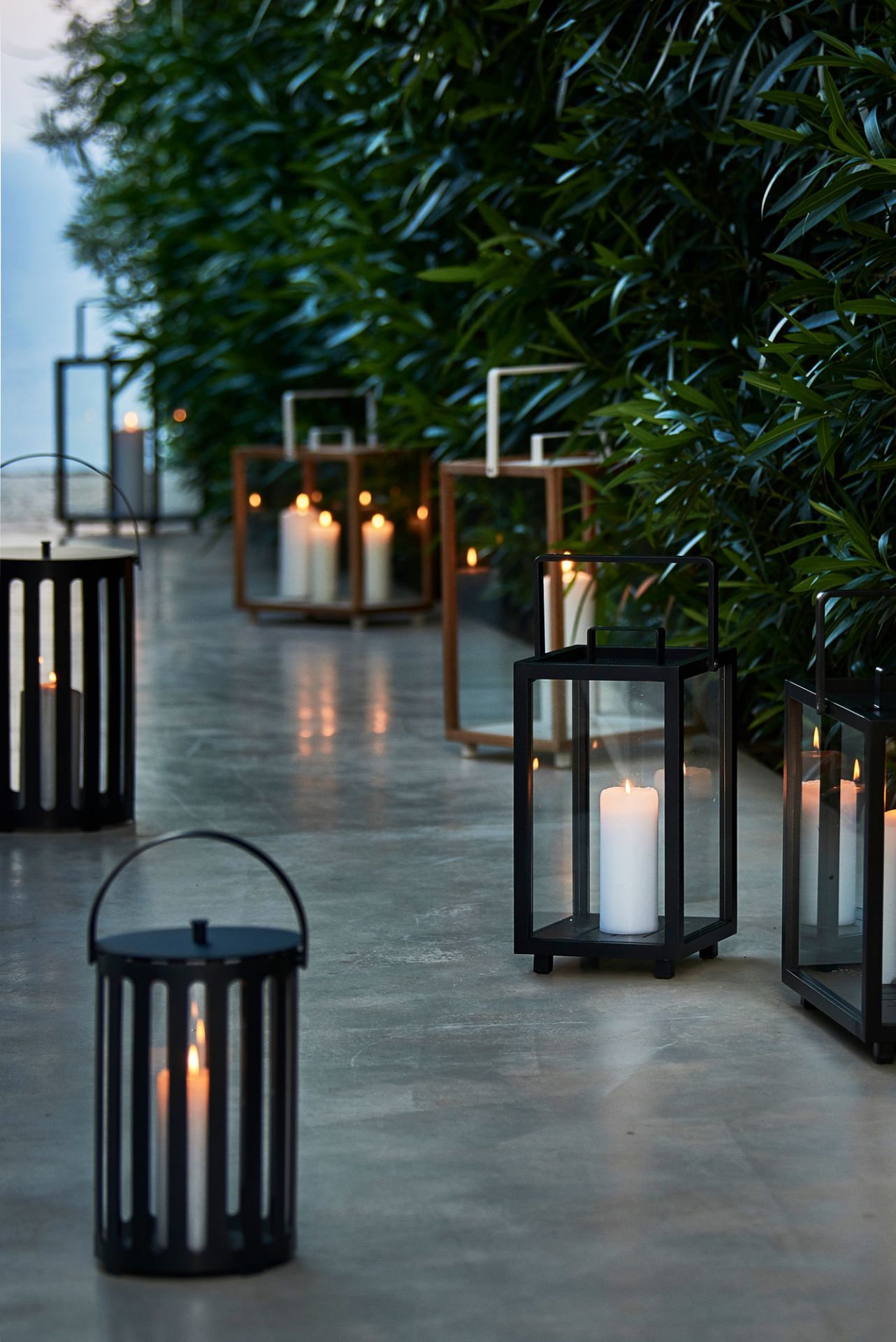 Lighthouse aluminum lantern large Cane-Line