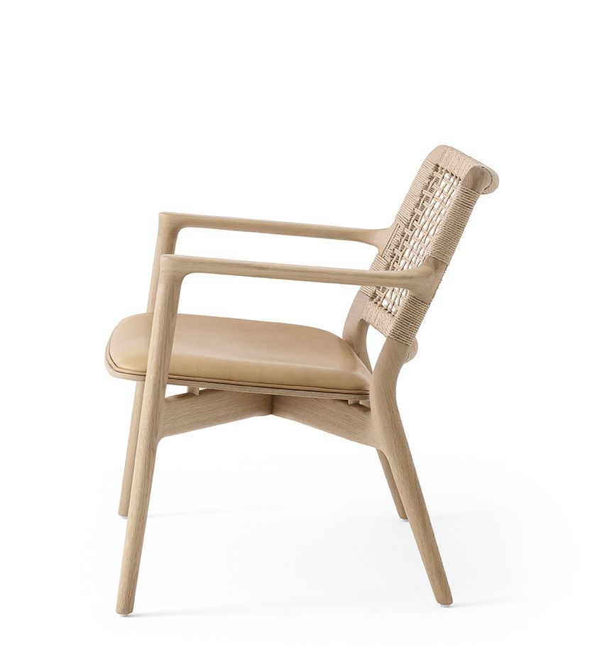 VIPP488 Cabin Lounge Chair Light Oak Vipp VIPP488 Cabin Lounge Chair Light Oak Vipp
