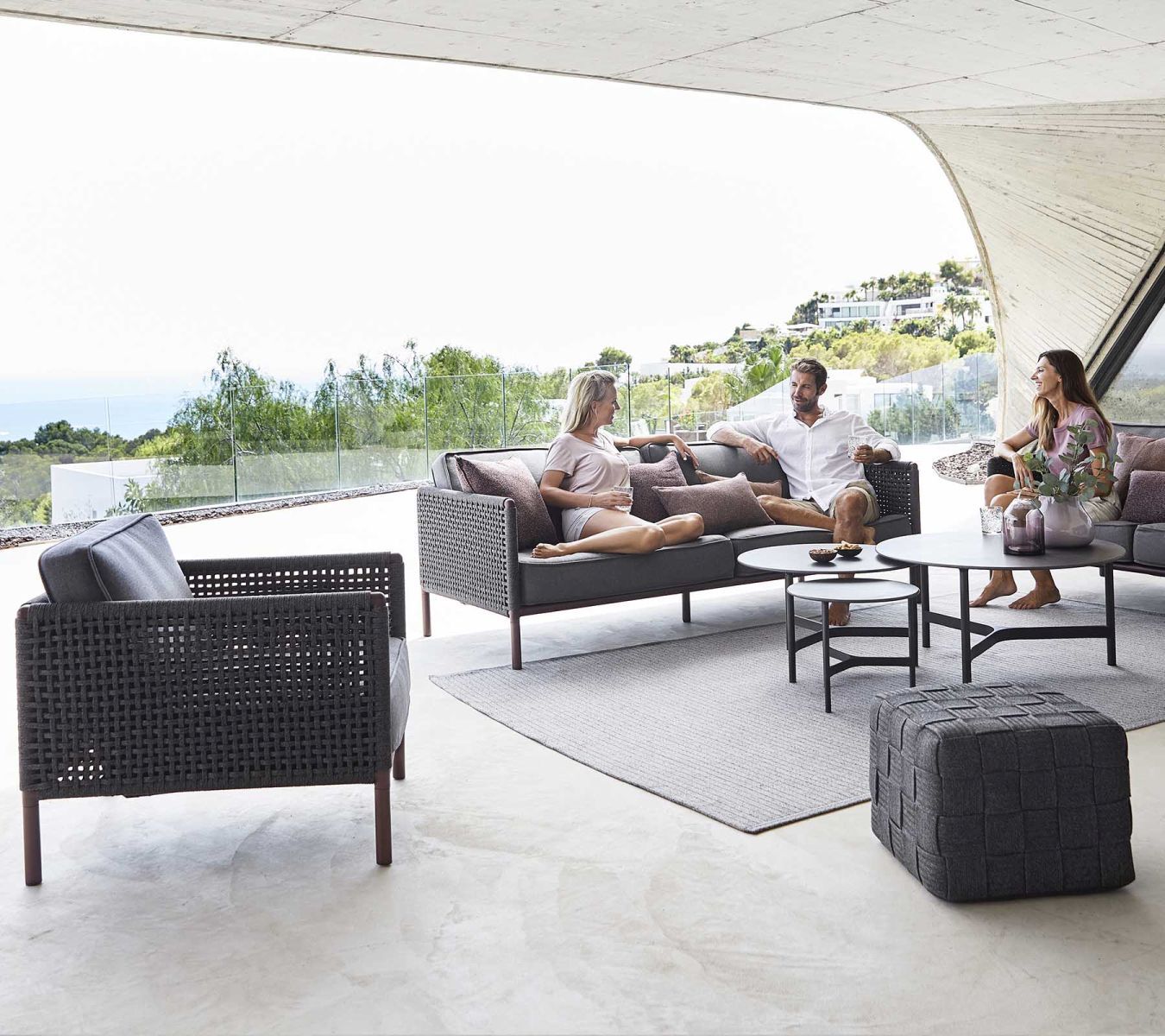 Encore 2-seater Sofa incl. AirTouch cushions Cane Line