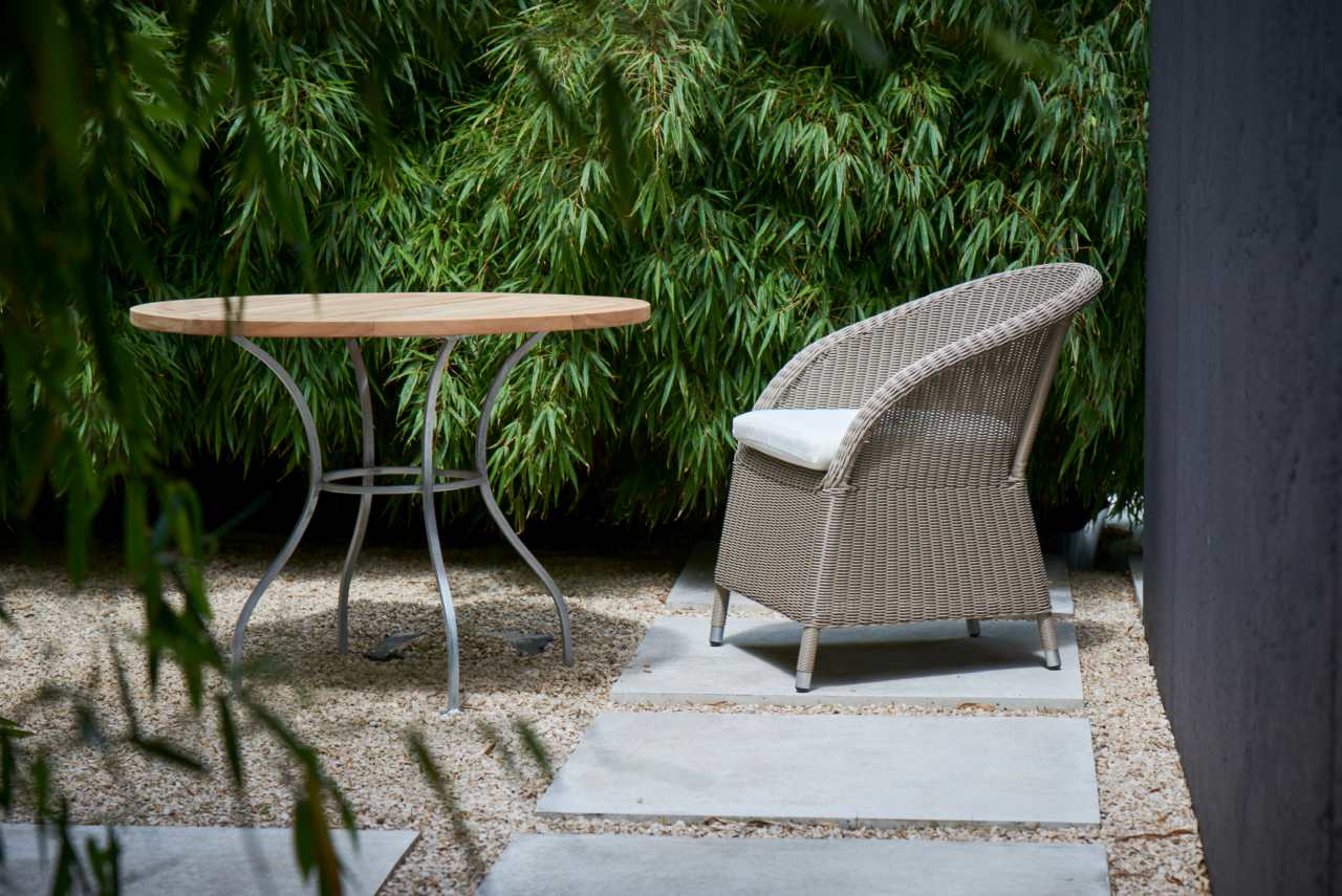 Romantic Armchair Outdoor Jan Kurtz