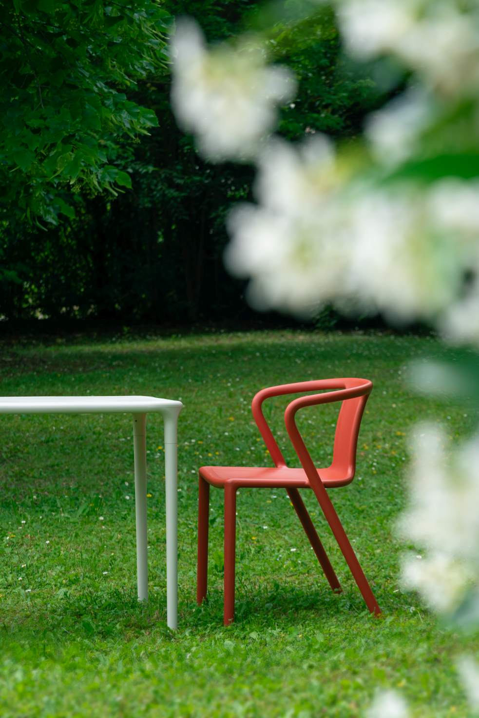 Air Armchair Indoor/Outdoor Chair with Armrests Magis
